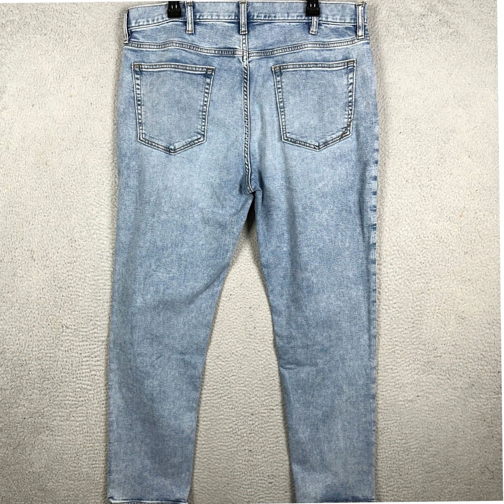 Banana Republic Banana Republic Travel Jeans Mens 38X32 Blue Slim Fit Light Wash Stretch Denim Jeans Slim Mens Blue 90s? Size US 38 / EU 54 - 2 Thumbnail