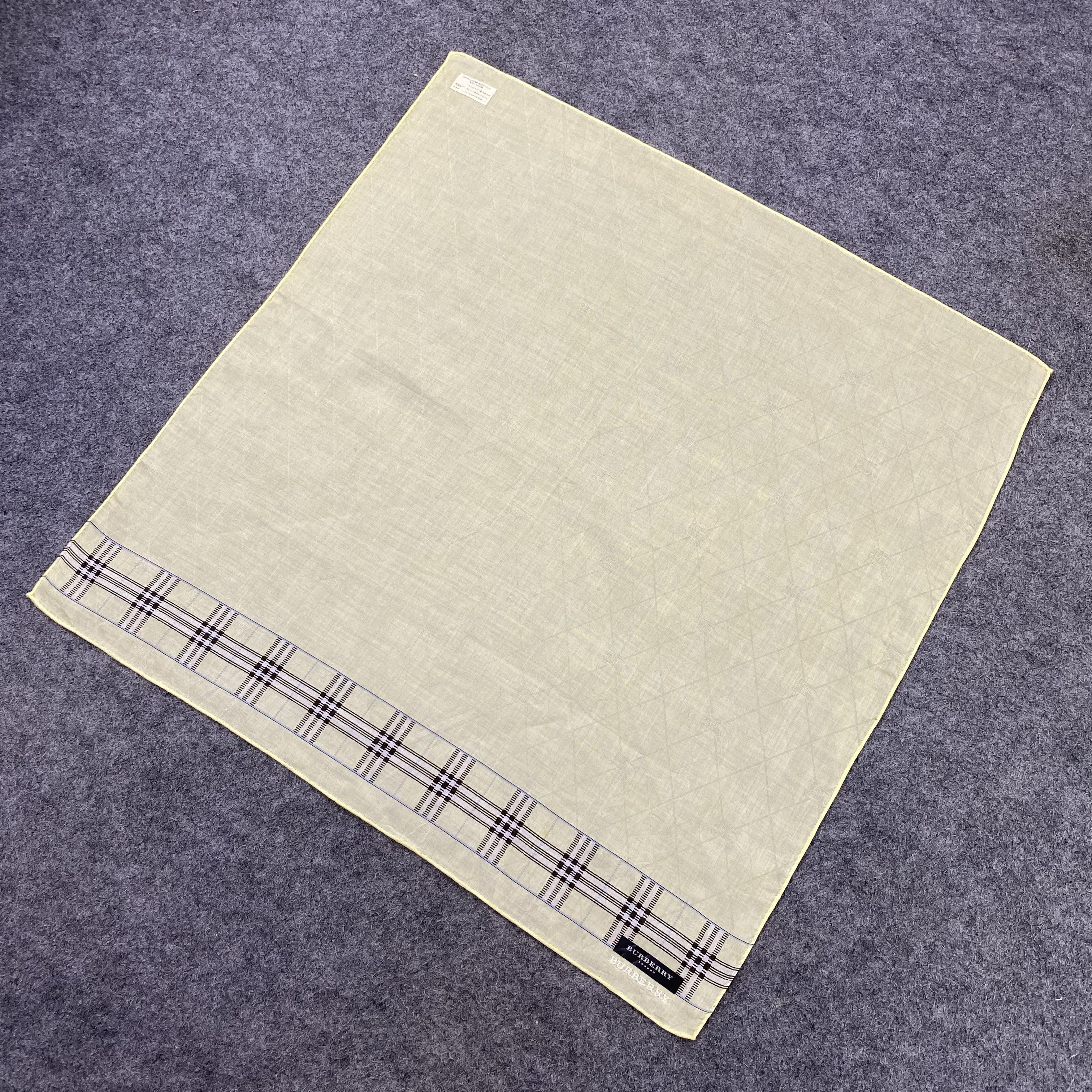 Burberry Burberry Handkerchief Neckerchief Bandana-B1644 Size ONE SIZE - 4 Thumbnail