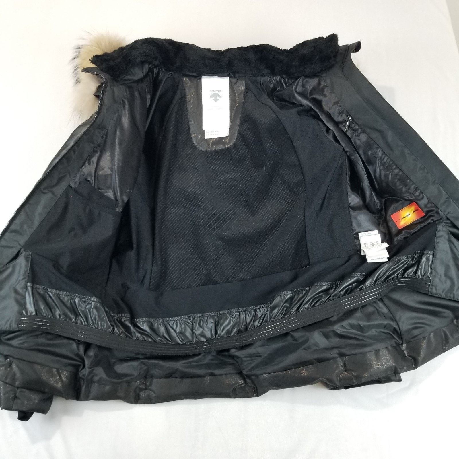 Descente Descente Womens 10 Down Jacket D5-9303 Fur Hood HEAT NAVI Size L / US 10 / IT 46 - 4 Thumbnail
