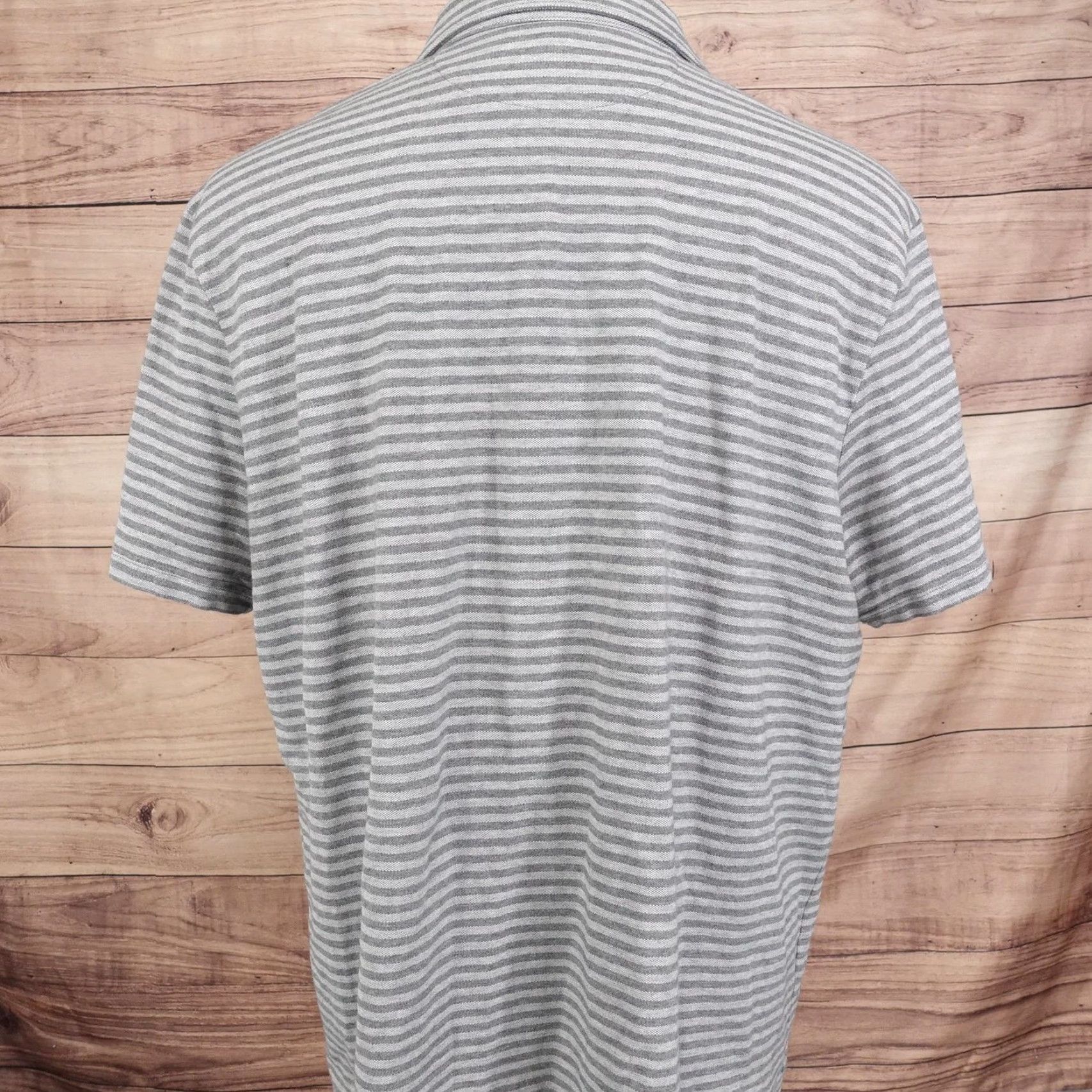 Banana Republic Banana Republic Polo Mens XL Gray White Striped Performance Pique Casual Size US XL / EU 56 / 4 - 4 Thumbnail