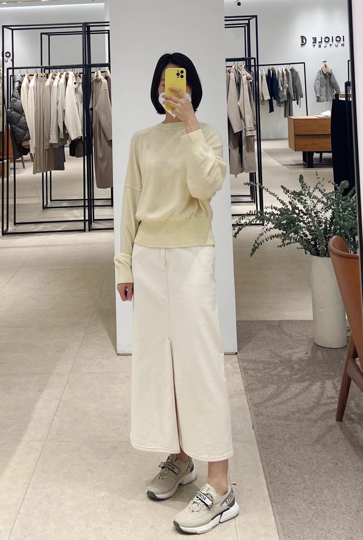 Hermes Hermes Cream A-line Skirt - Elegant Commuter Size 25" / US 0 / IT 36 - 8 Thumbnail