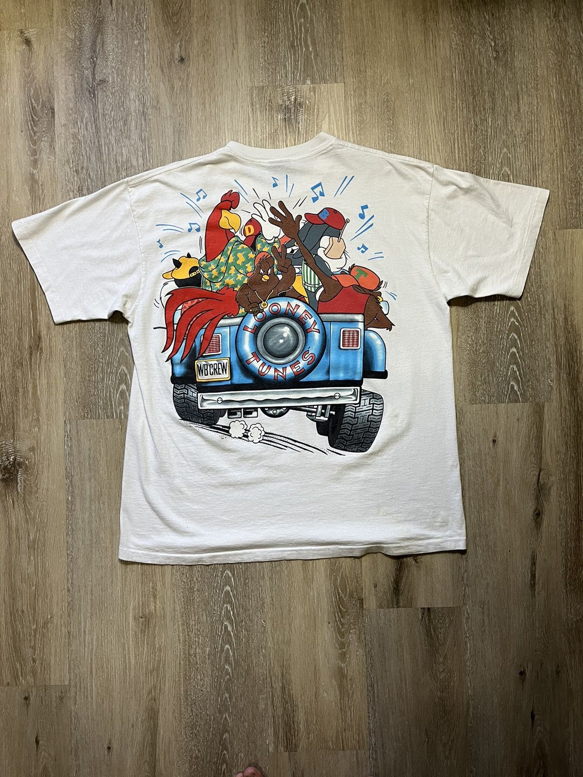 Changes × Vintage 1993 Looney Tunes “Jeep Ride” Tee Size US XL / EU 56 / 4 - 4 Thumbnail