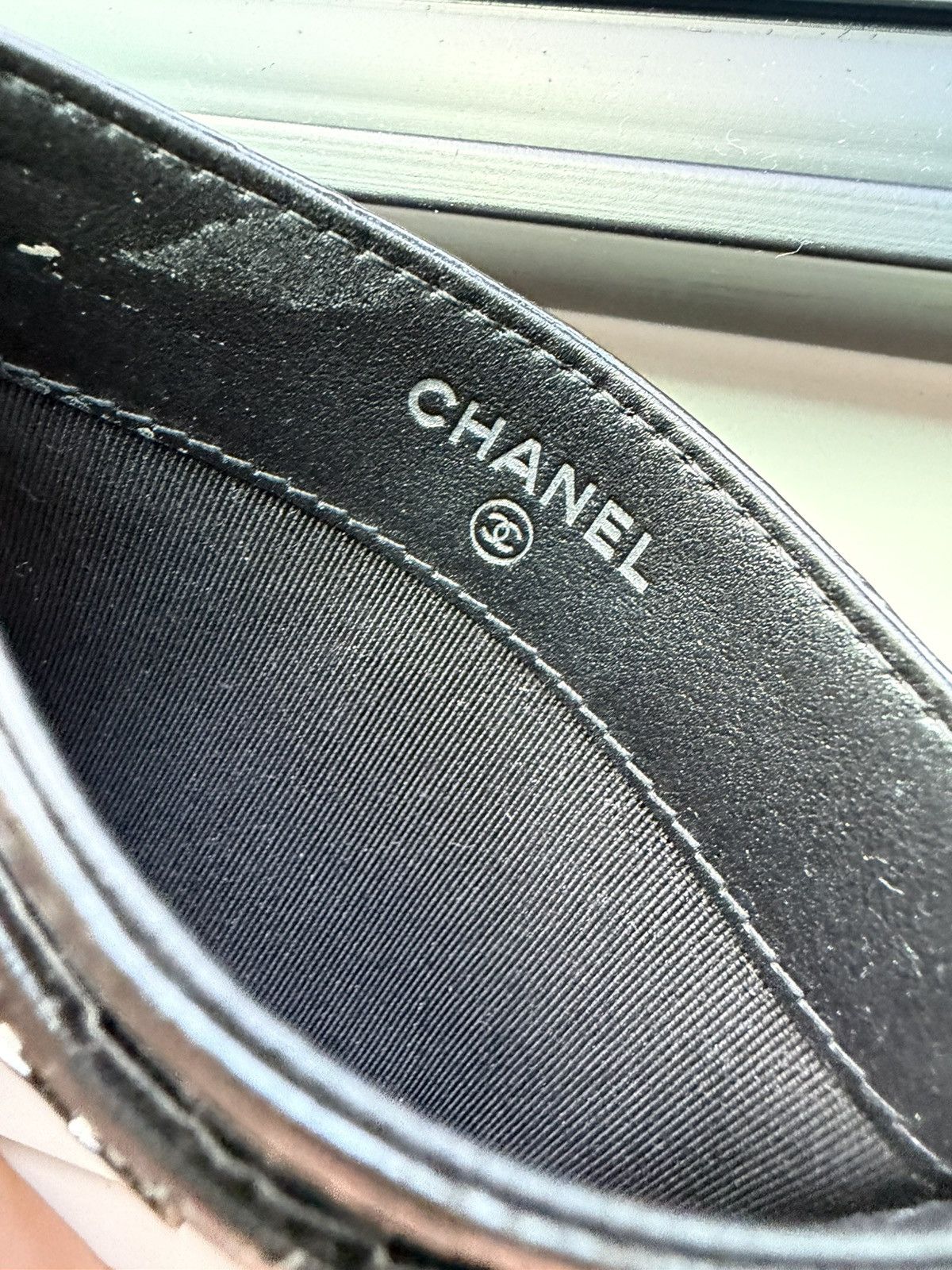 Chanel Chanel Patent Black Cardholder Size ONE SIZE - 13 Thumbnail