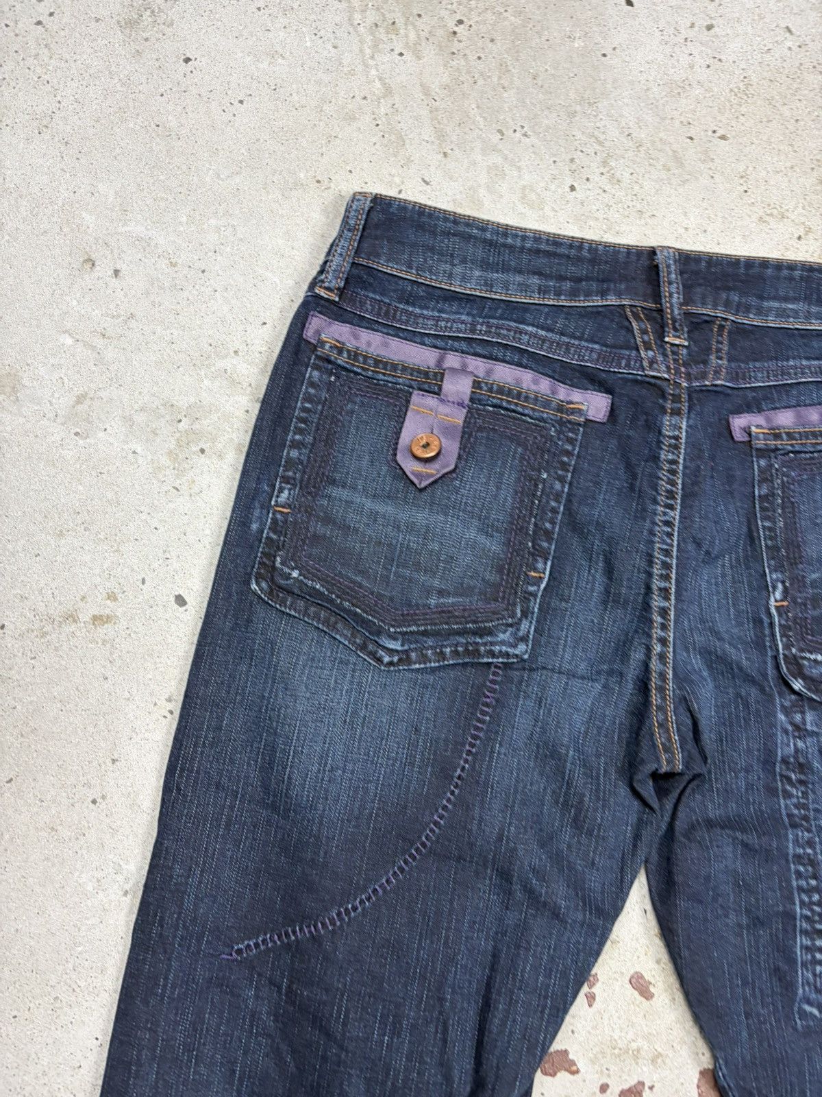 Marithe + Francois Girbaud Marithe Francois Girbaud Cargo Capri Jeans with Zippers Size 29" - 14 Thumbnail