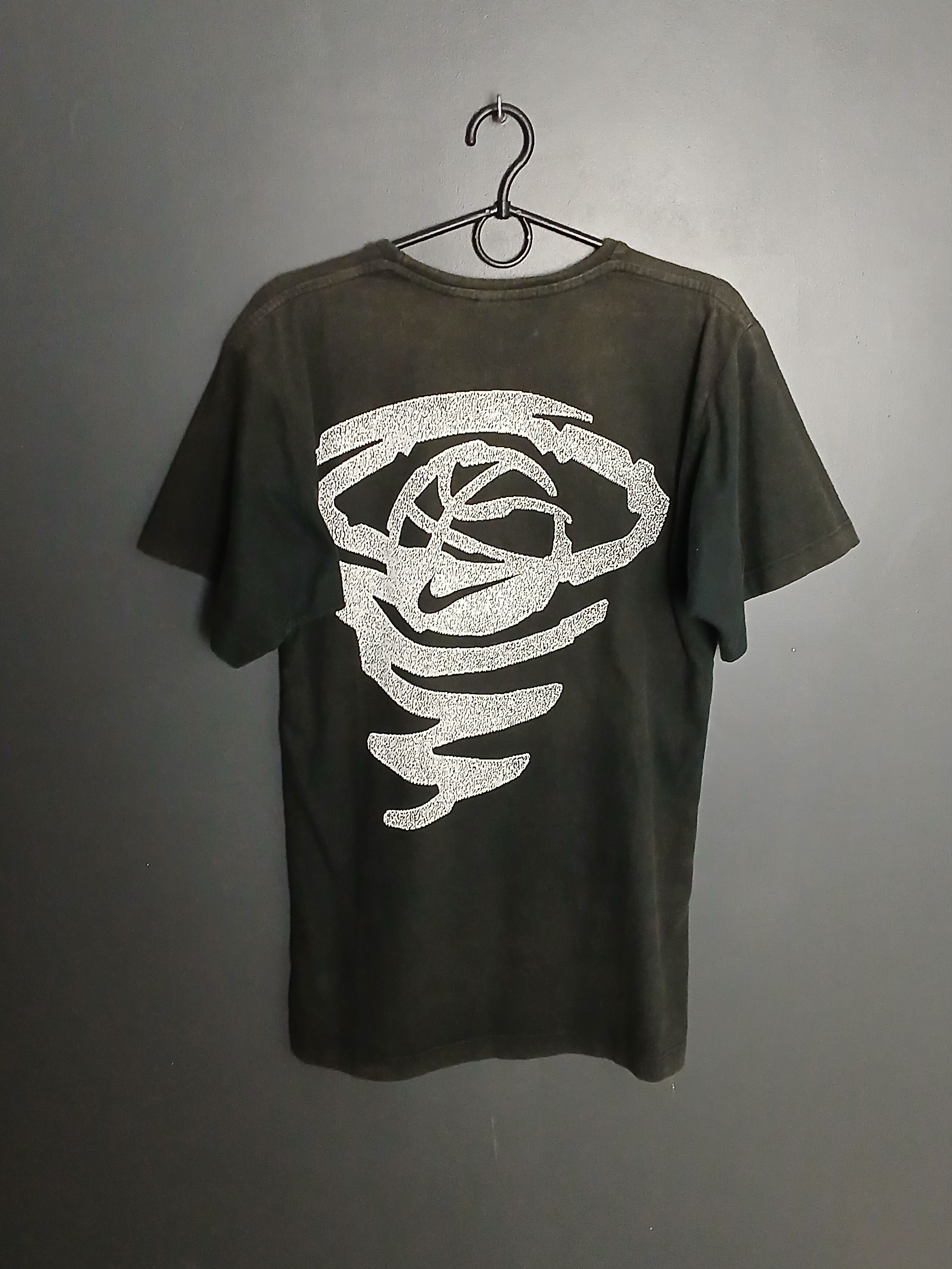 Nike × Vintage Vintage Nike T-Shirt Size US L / EU 52-54 / 3 - 1 Thumbnail