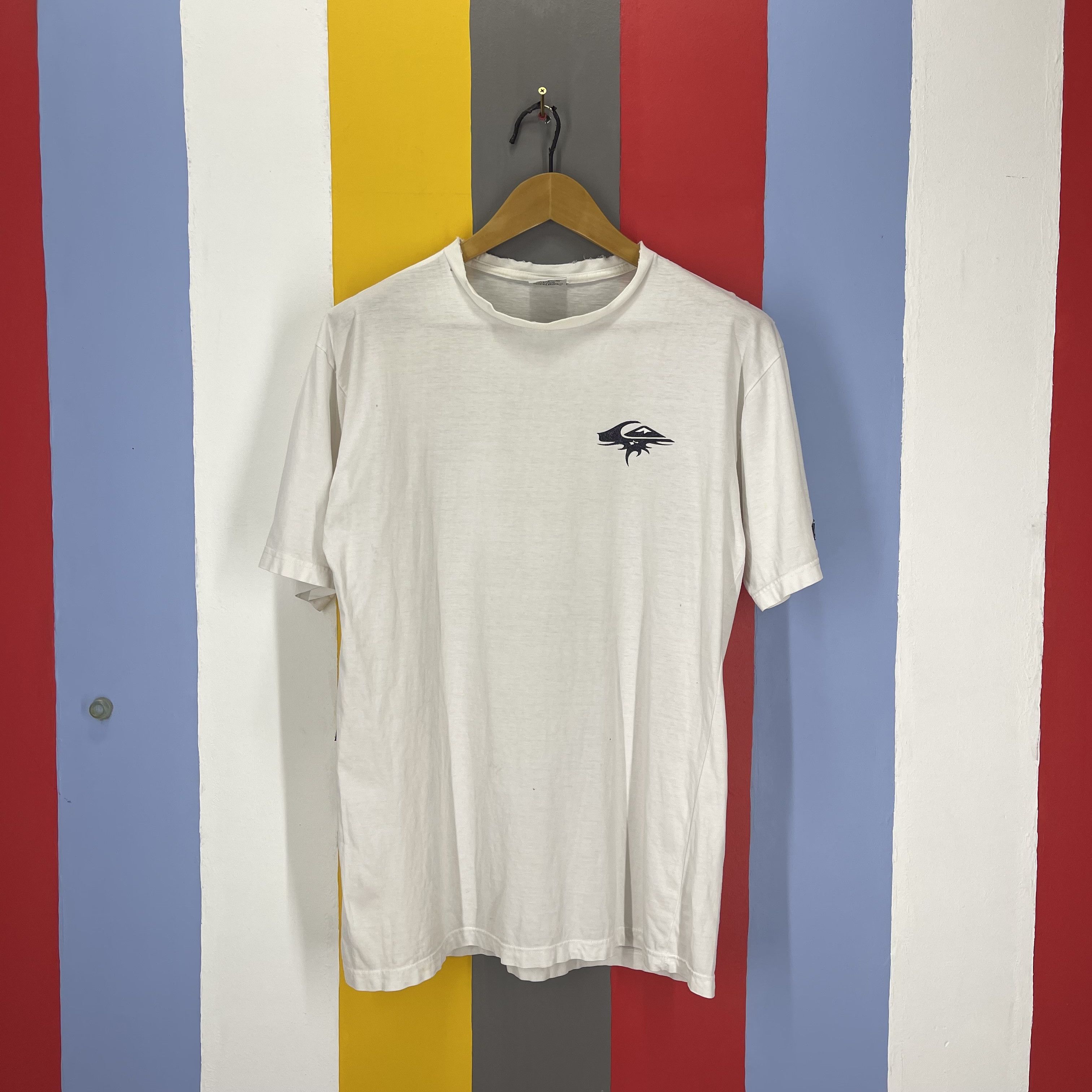 Quiksilver QUIKSILVER Thrashed T Shirt #2031/14 Size US L / EU 52-54 / 3 - 4 Thumbnail