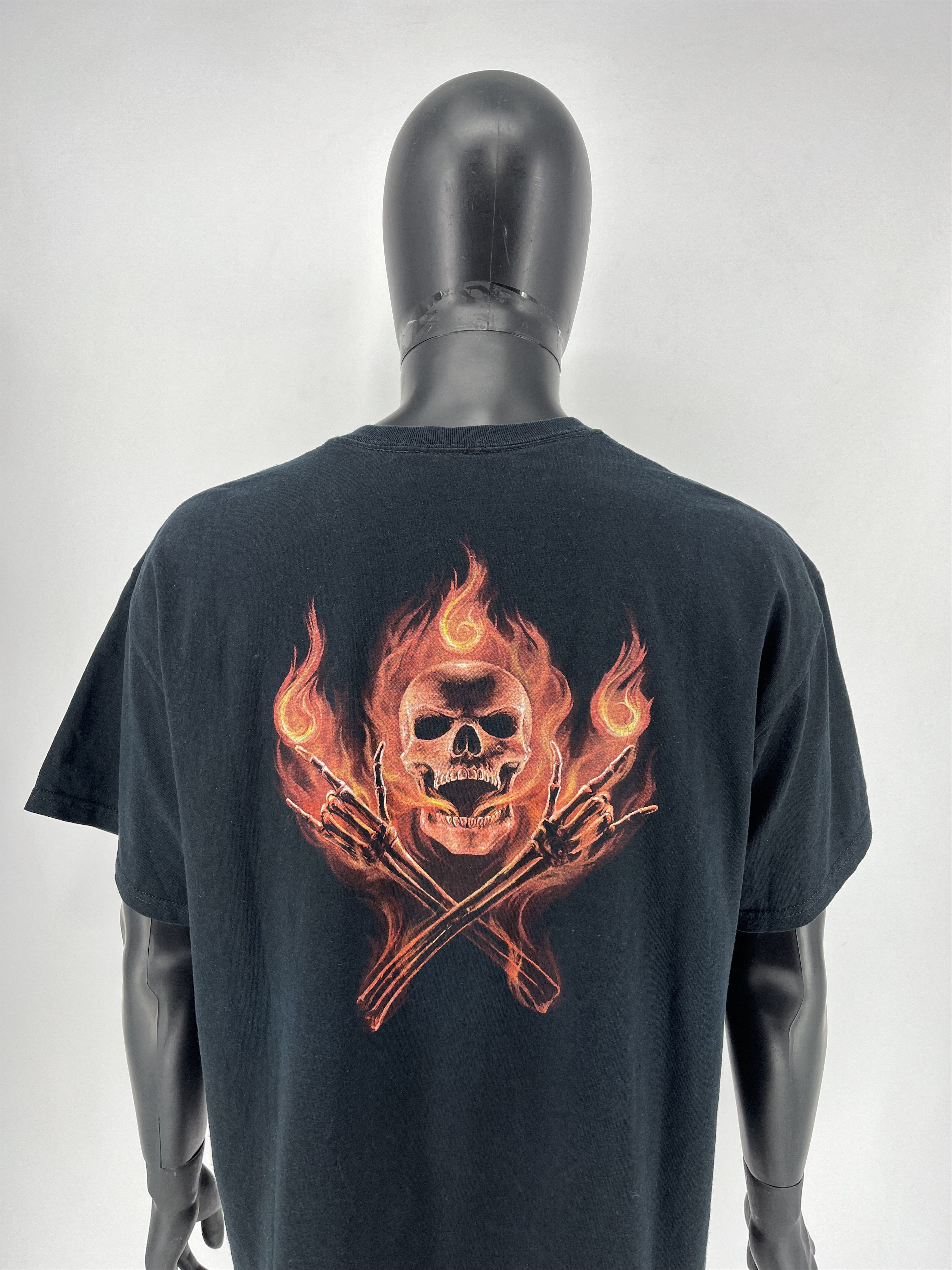 Band Tees Skulls T-shirt Vintage Rock Metal Size XL Black Reverse Logo Size US XL / EU 56 / 4 - 10 Thumbnail