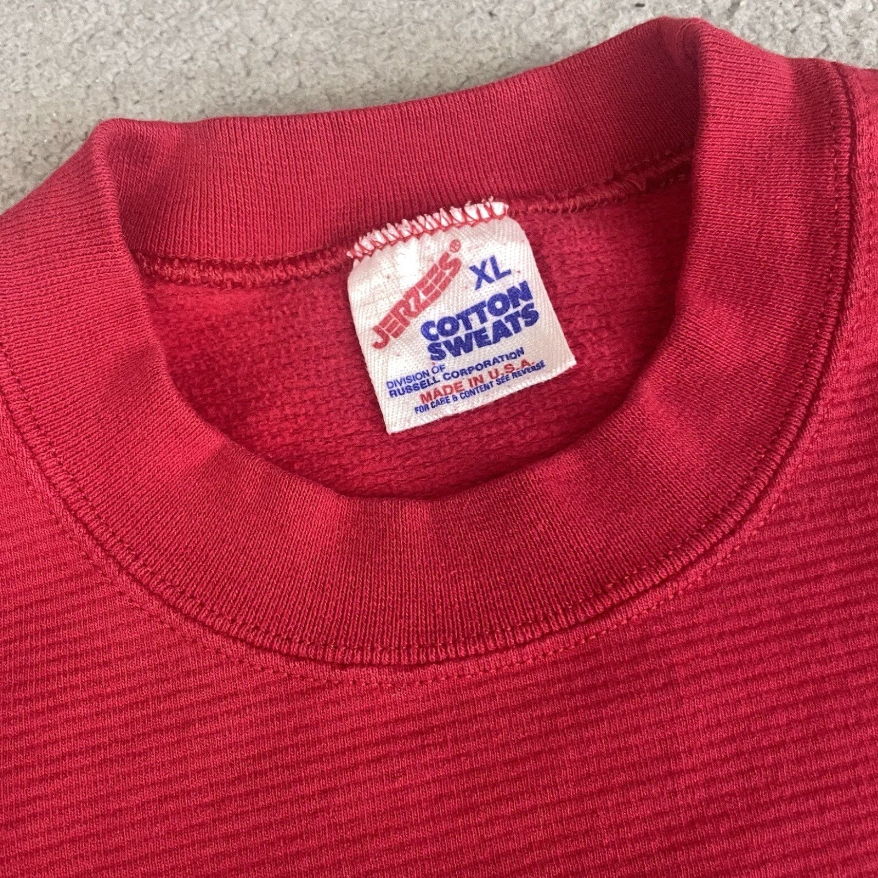Jerzees VINTAGE Jerzees Sweatshirt Men XL Red 90s Pullover Cotton Sweatshirt Jerzees Mens XL Red 90s Vintage Sweatshirt Size US XL / EU 56 / 4 - 3 Thumbnail