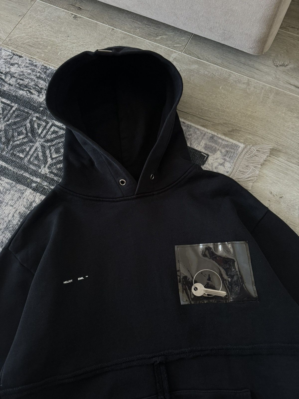 Heliot Emil Heliot Emil Key Patch Avantgarde Black Hoodie Size US L / EU 52-54 / 3 - 6 Thumbnail