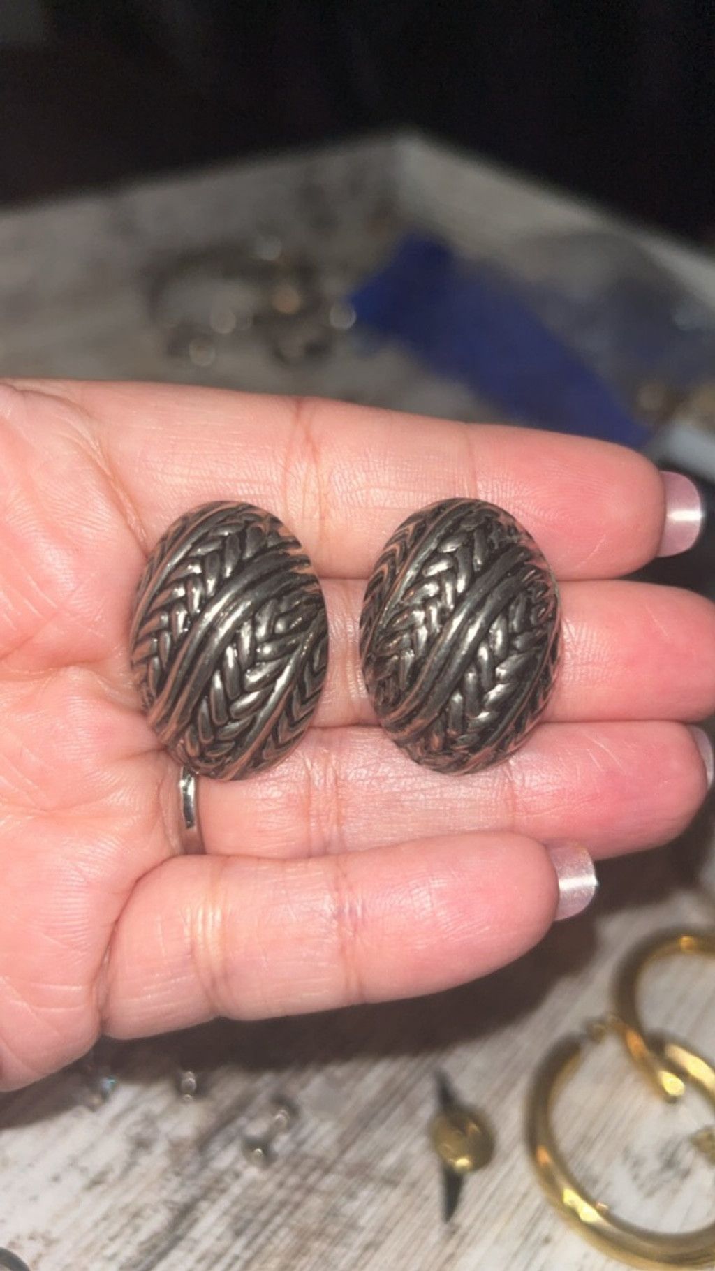 The Unbranded Brand Women's Unbranded Silver Tone Woven Oval Stud Earrings One S Size ONE SIZE - 1 Thumbnail