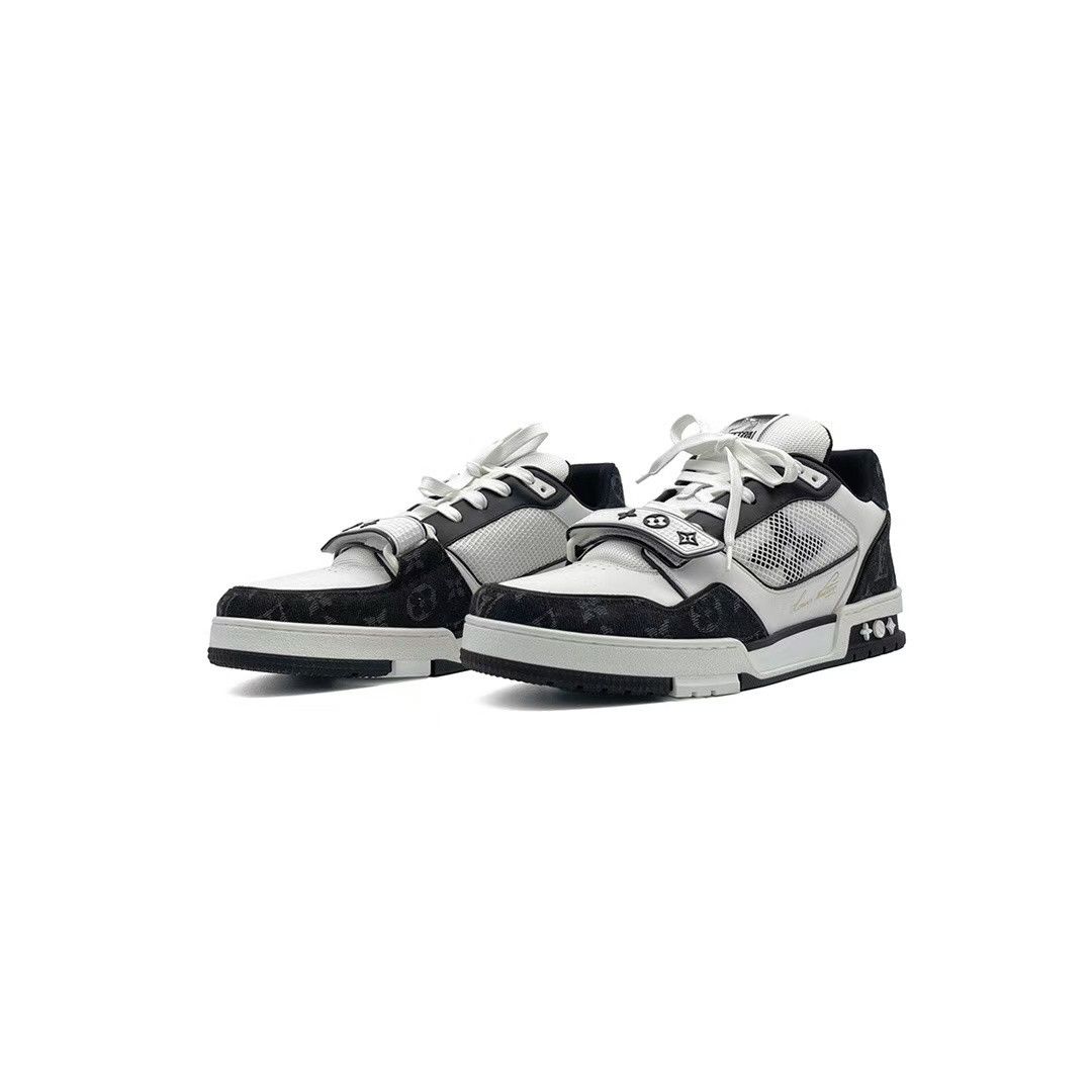 Louis Vuitton Louis Vuitton Monogram Trainer Sneakers Size US 9 / IT 39 - 2 Thumbnail