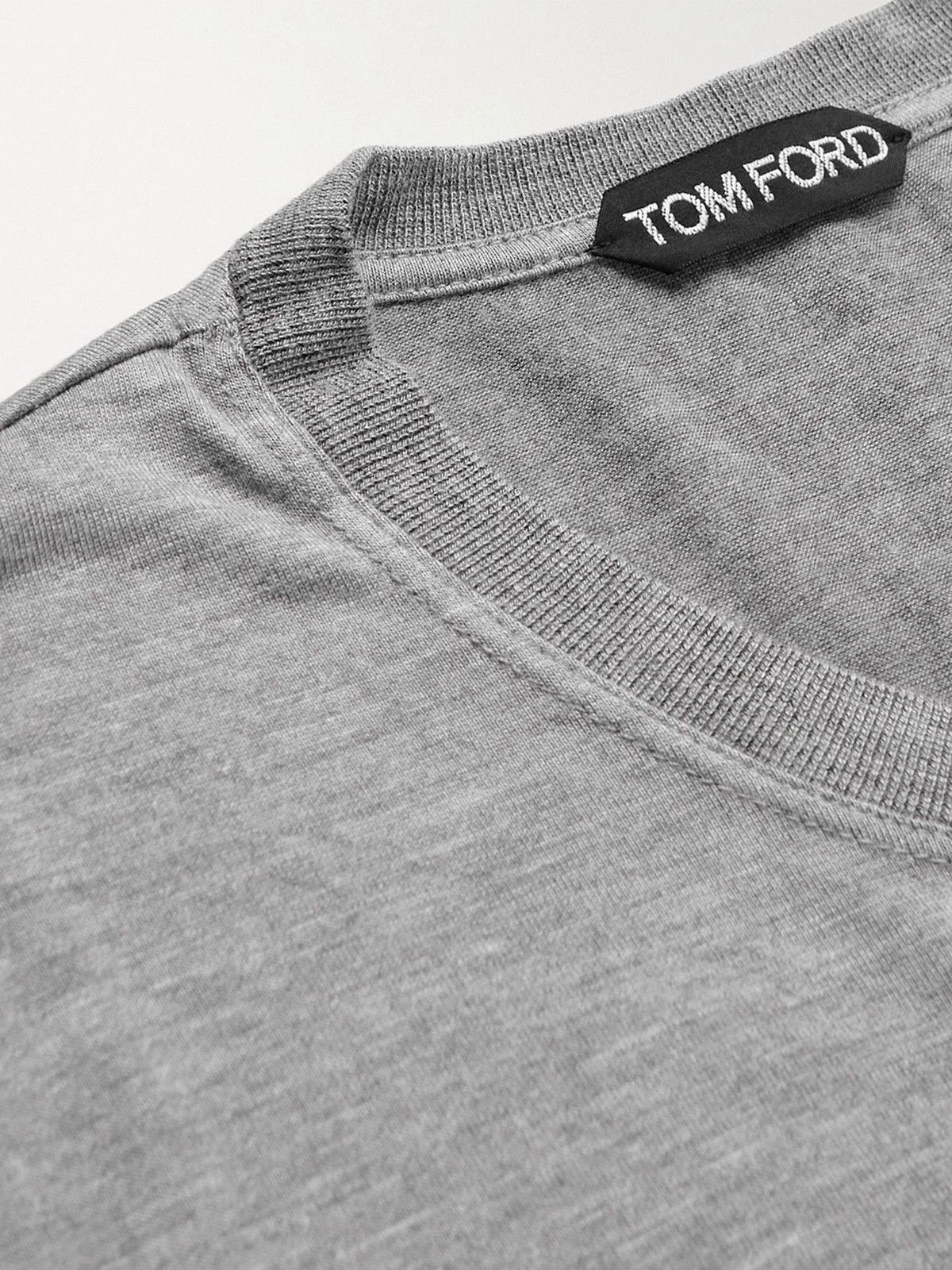 Tom Ford o1loc1c0724 TFK115 Henley T-Shirt in Grey Size US XL / EU 56 / 4 - 5 Thumbnail