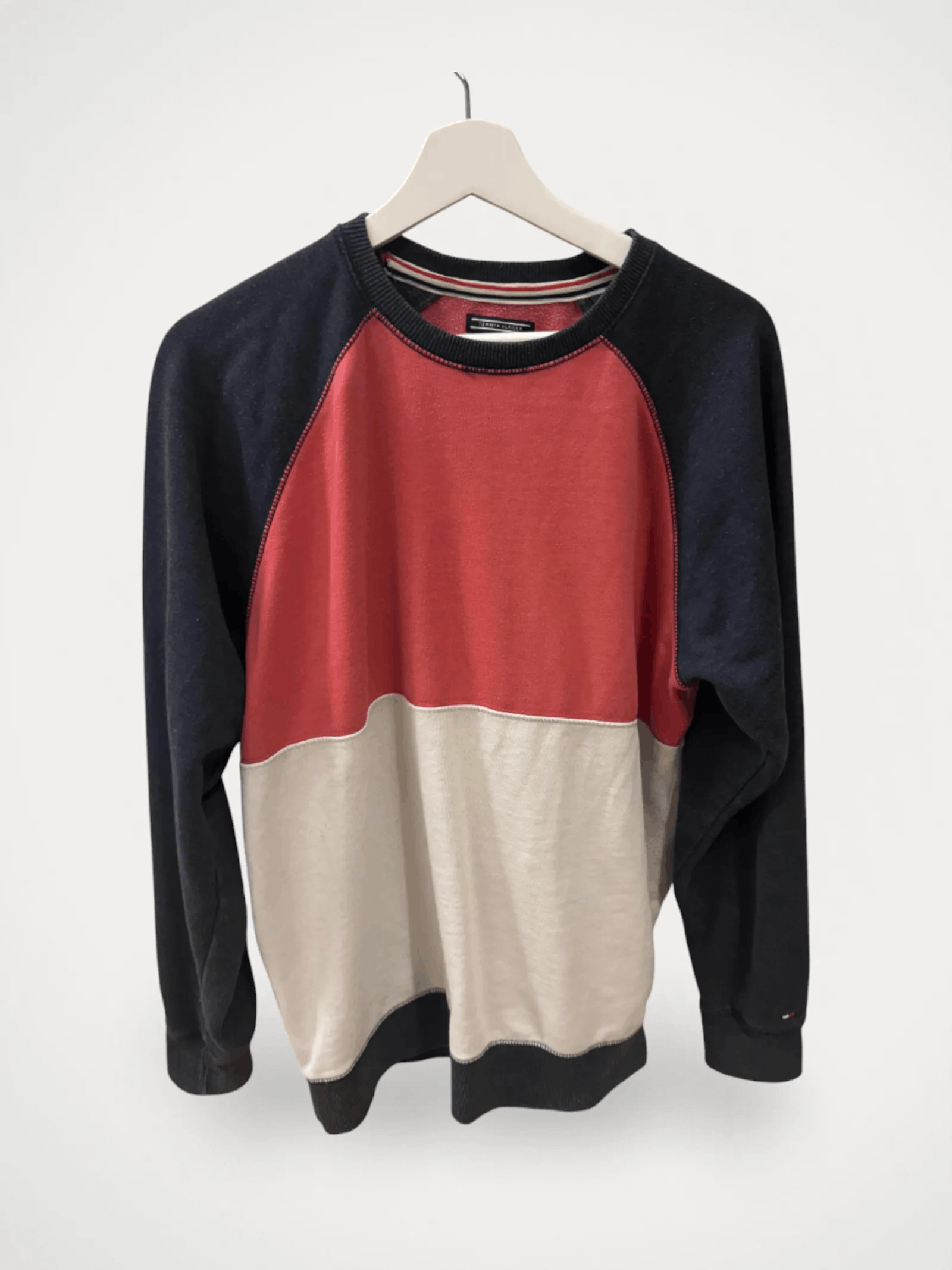 Tommy Hilfiger Tommy Hilfiger Sweater Size L / US 10 / IT 46 - 1 Thumbnail