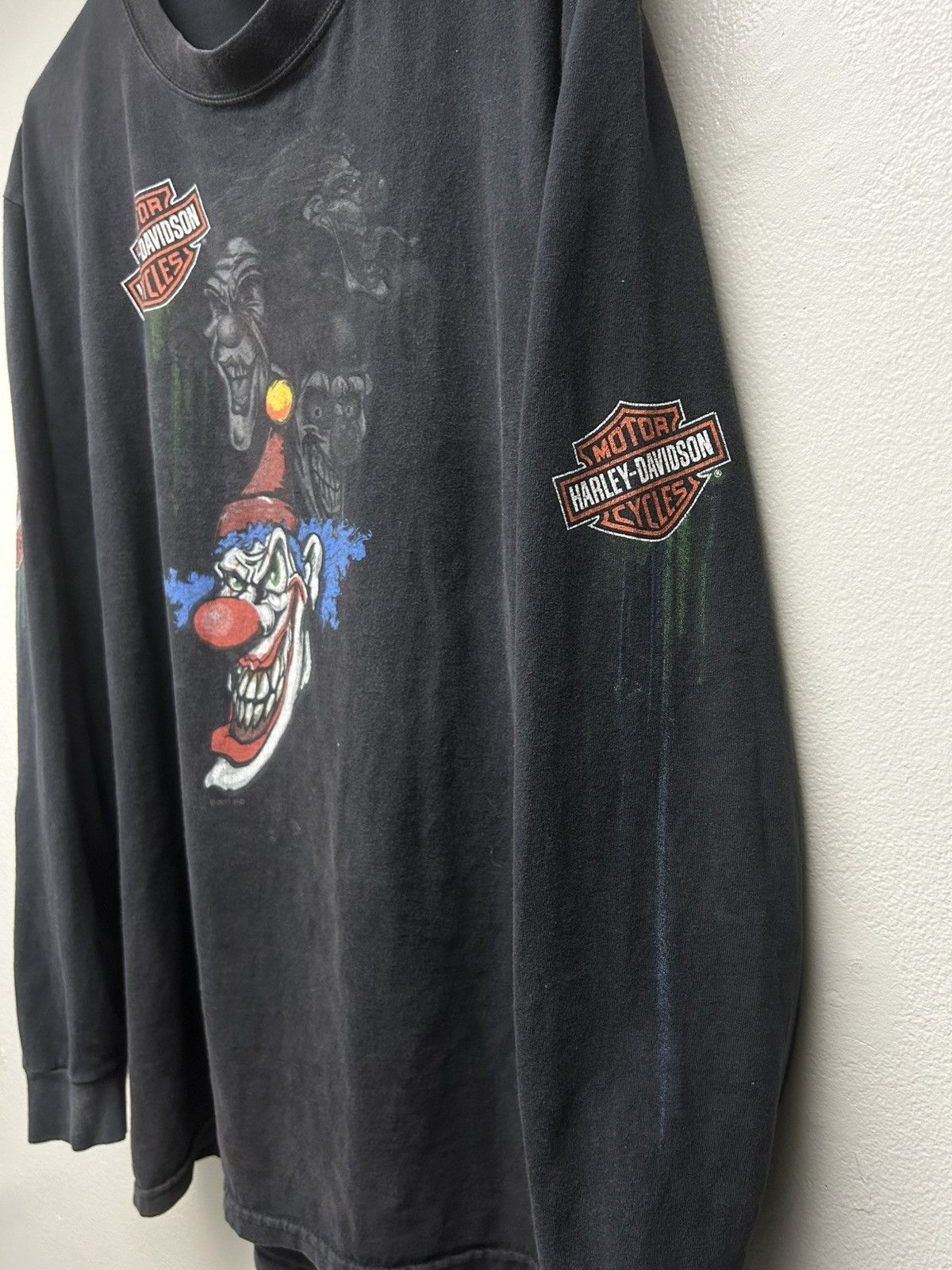 Harley Davidson ‘11 Harley Davidson Clown Jester Logo Longsleeve Size US L / EU 52-54 / 3 - 3 Thumbnail