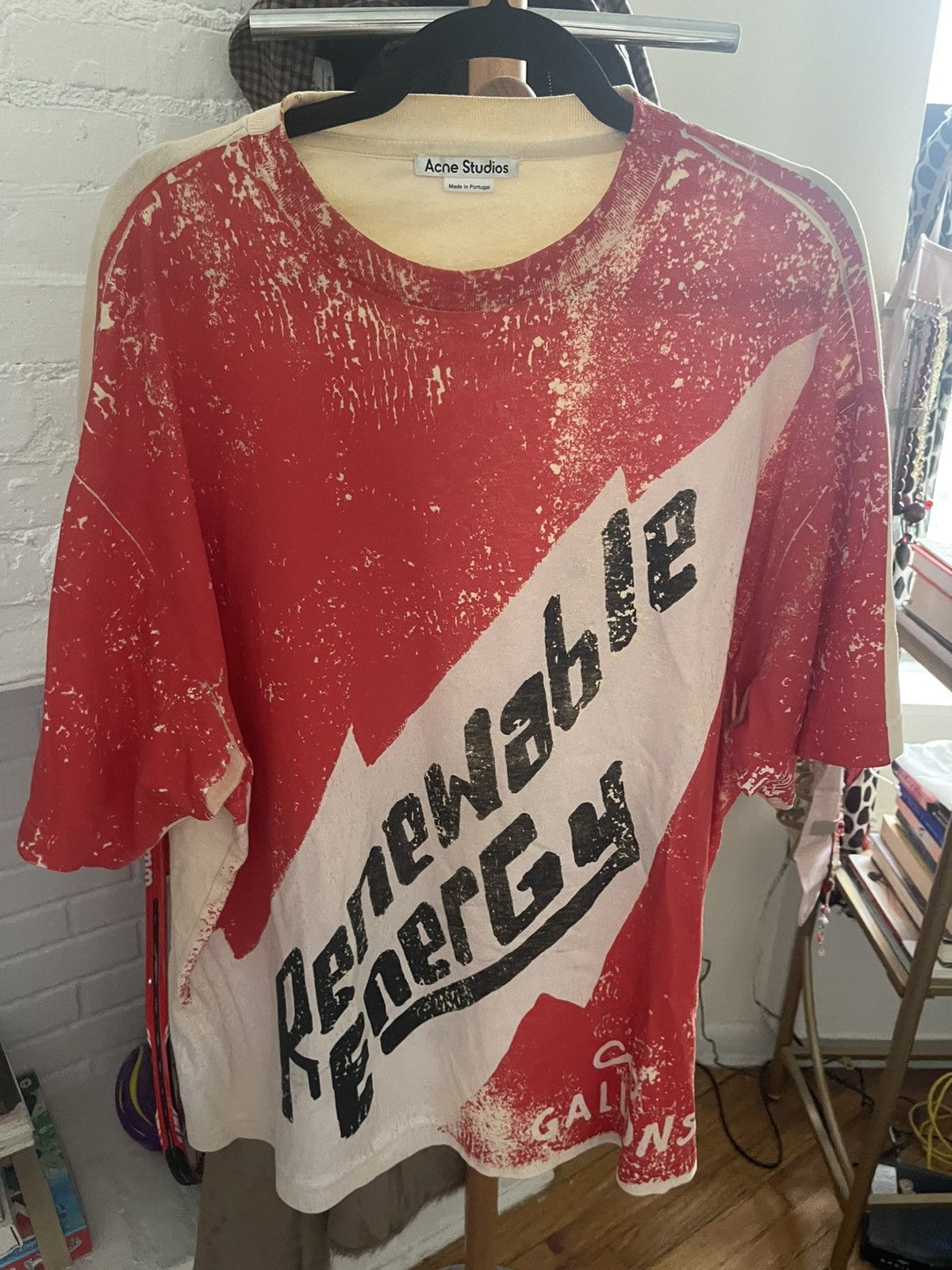 Acne Studios Oversized Renewal Energy Tee Red Size US S / EU 44-46 / 1 - 1 Thumbnail