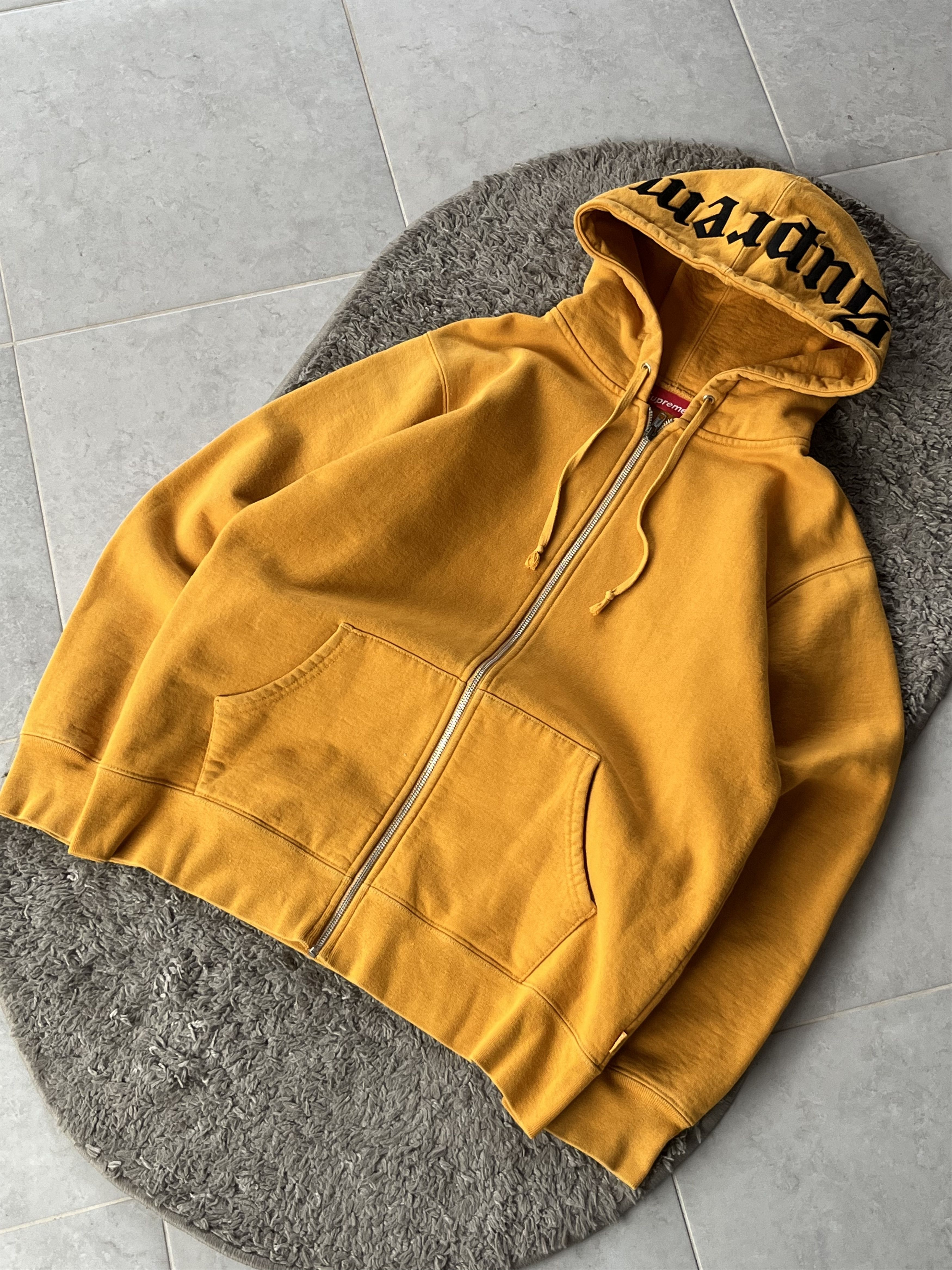 Supreme Luxury Zip Hoodies Supreme Old English Hood Streetwear Size US M / EU 48-50 / 2 - 2 Thumbnail