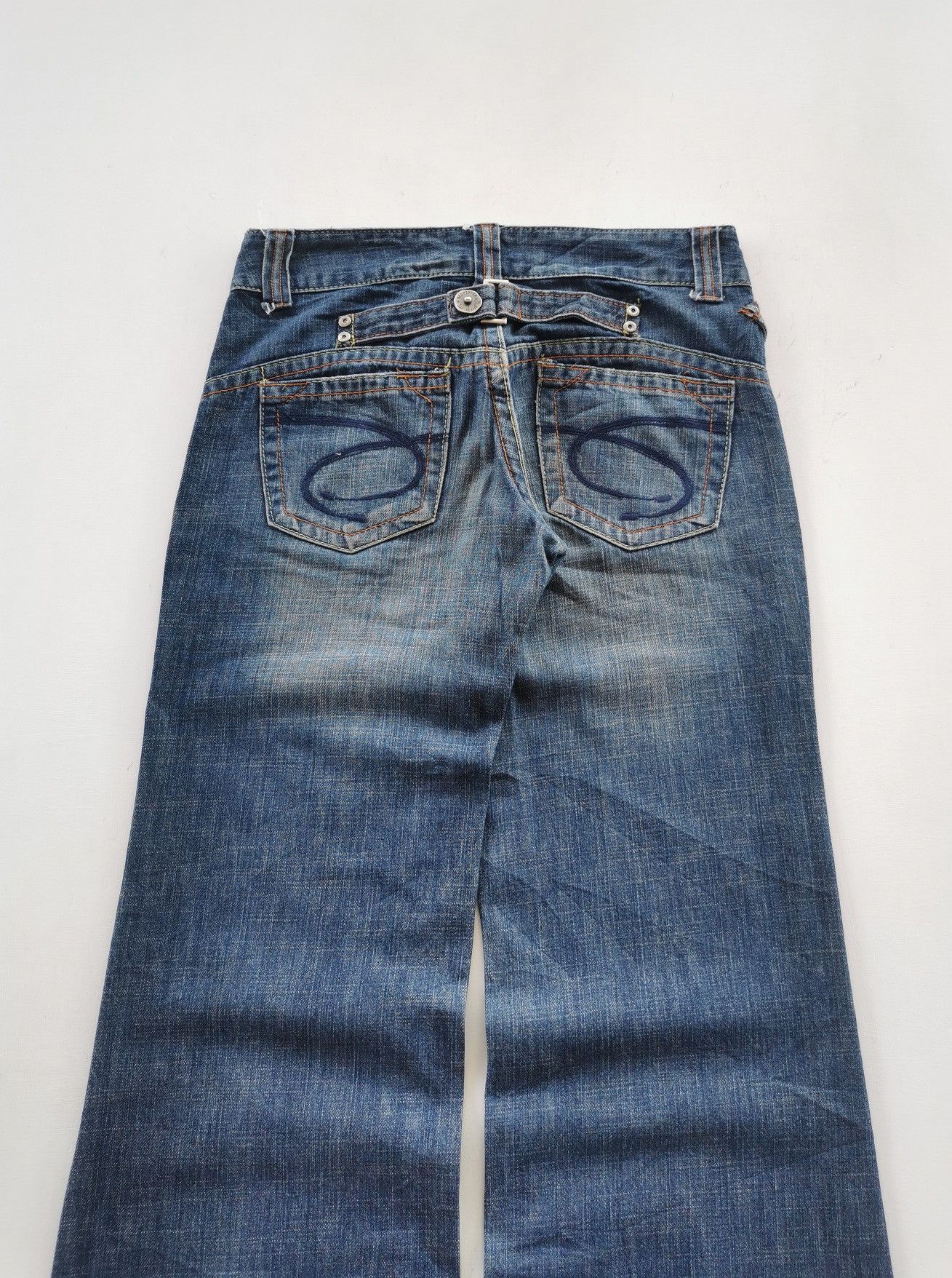 Japanese Brand Wide Flare Red Pepper Chessy Denim Jeans Size US 28 / EU 44 - 8 Thumbnail