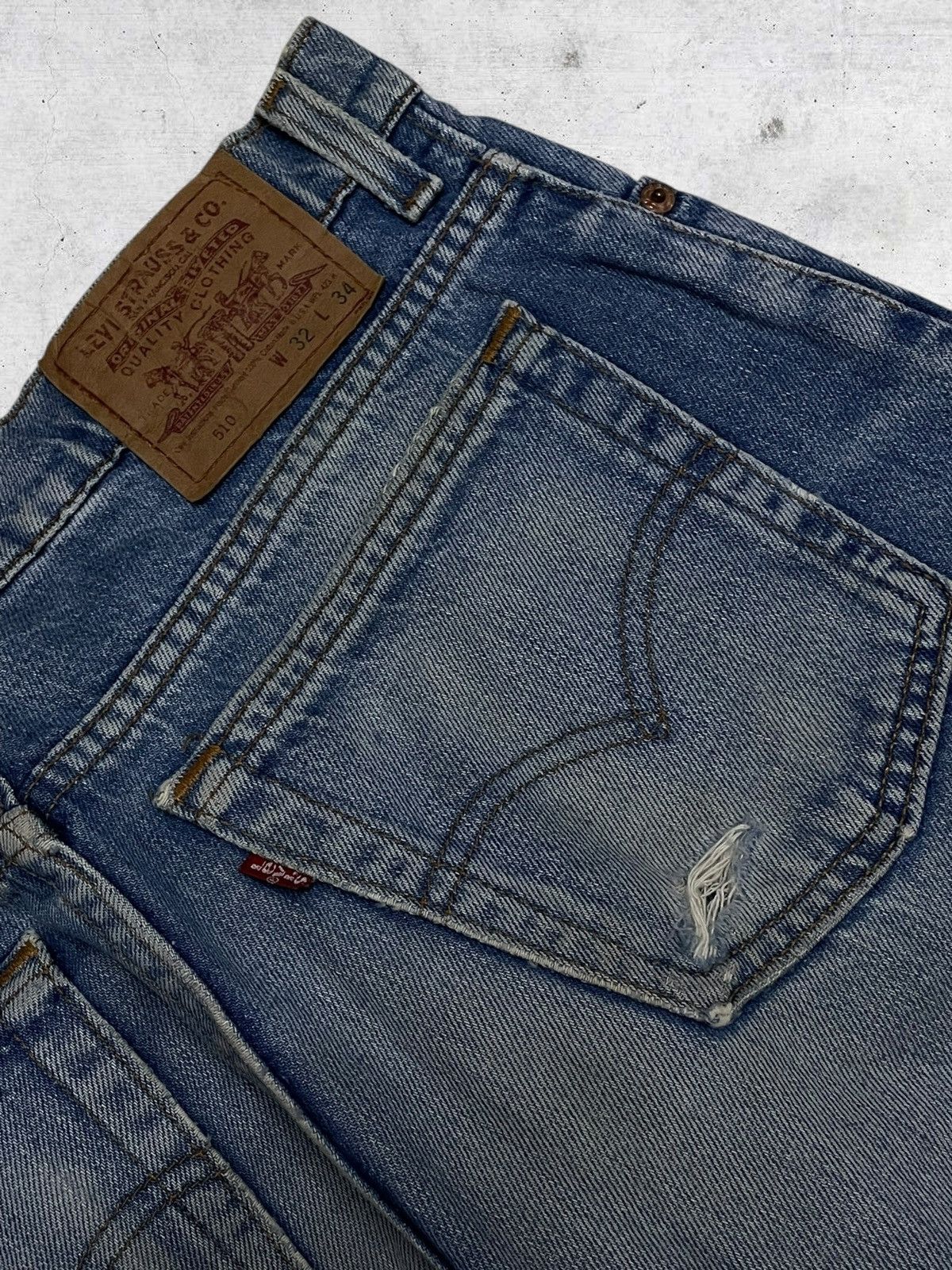 Levi's Vintage Clothing VINTAGE 510 LEVIS USA DESIGNER 90S RIPPED MUDWASH OLD DENIM Size US 30 / EU 46 - 15 Thumbnail