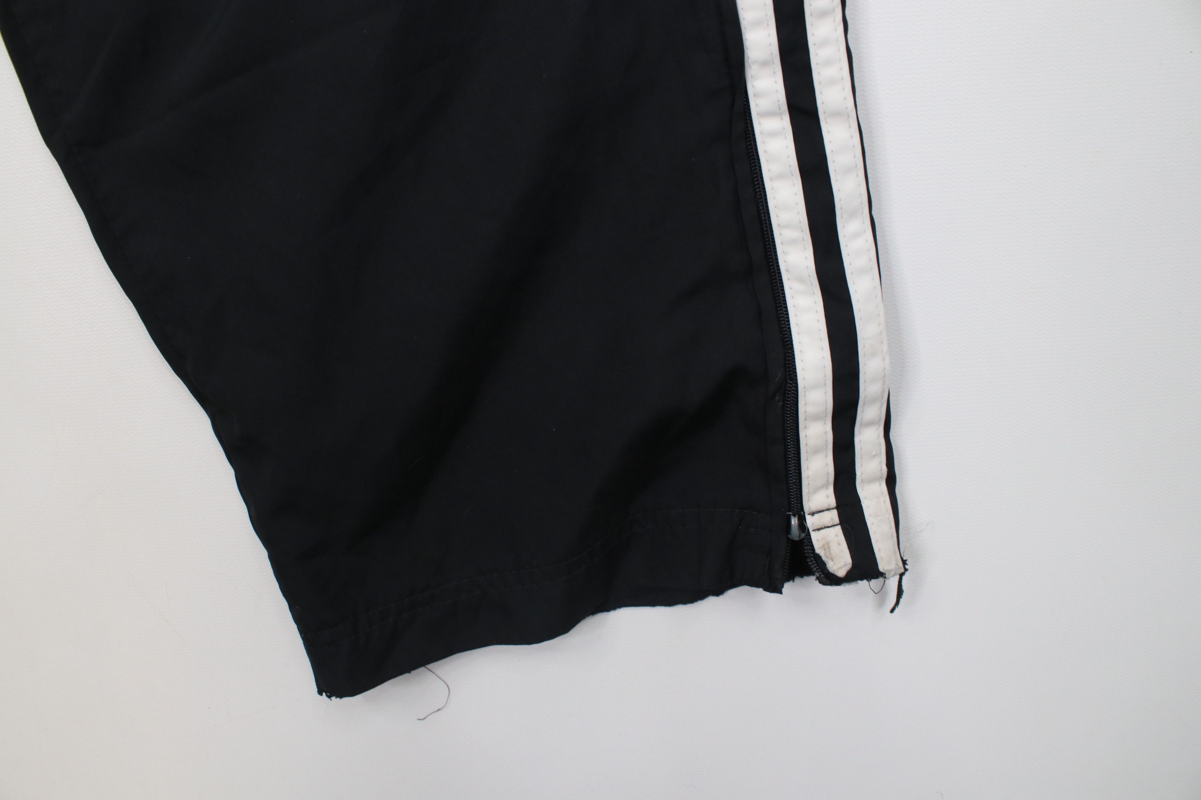 Adidas Vintage Y2K 2005 Adidas Wide Leg Windbreaker Pants Black Size US 36 / EU 52 - 5 Thumbnail