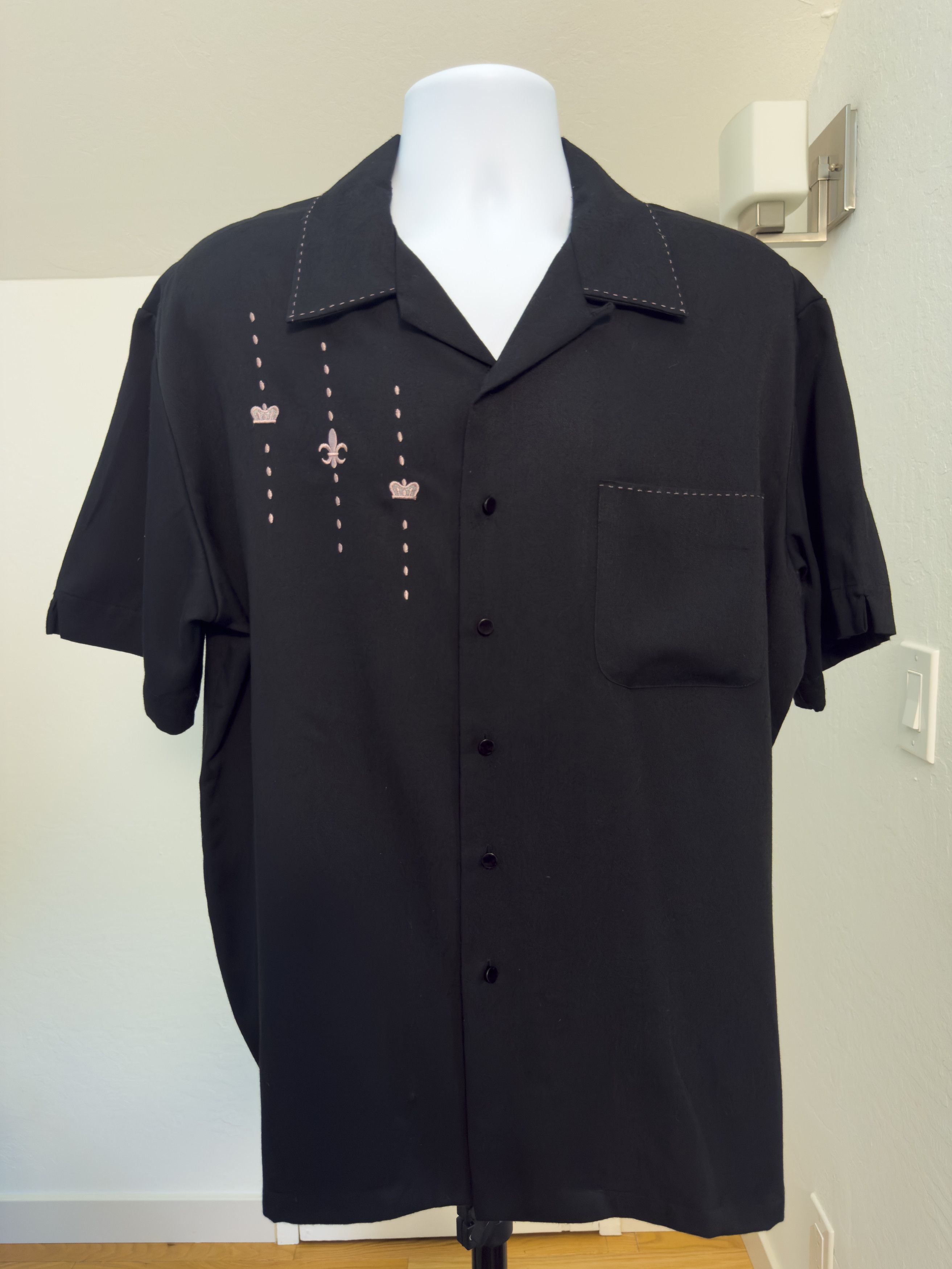 Kennington Ltd. Vintage Kennington Ltd Embroidered Camp Collar Shirt Size US XL / EU 56 / 4 - 1 Thumbnail