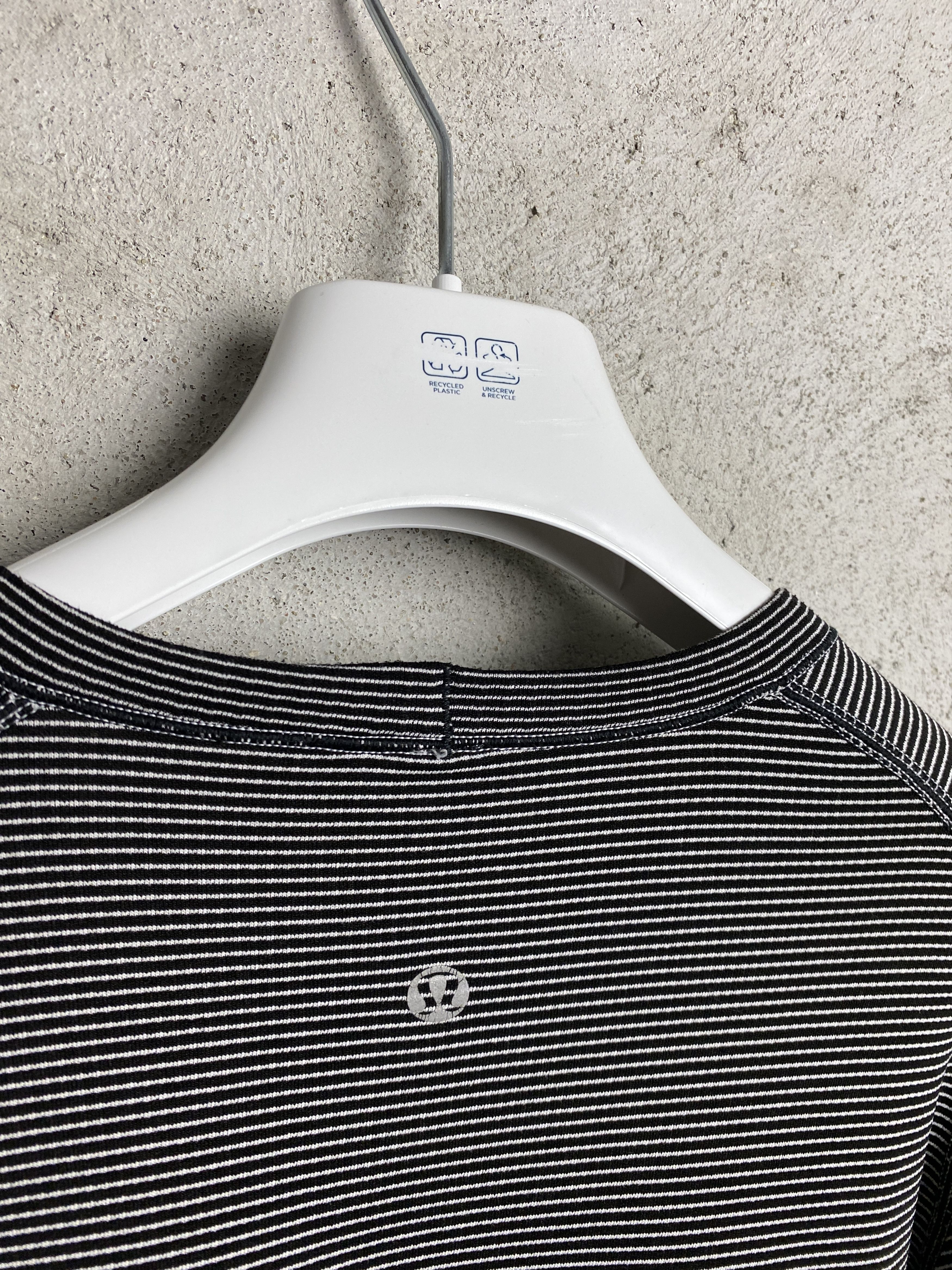 Lululemon Lululemon Swiftly Tech long sleeve t-shirt striped yoga gym Size M / US 6-8 / IT 42-44 - 6 Thumbnail
