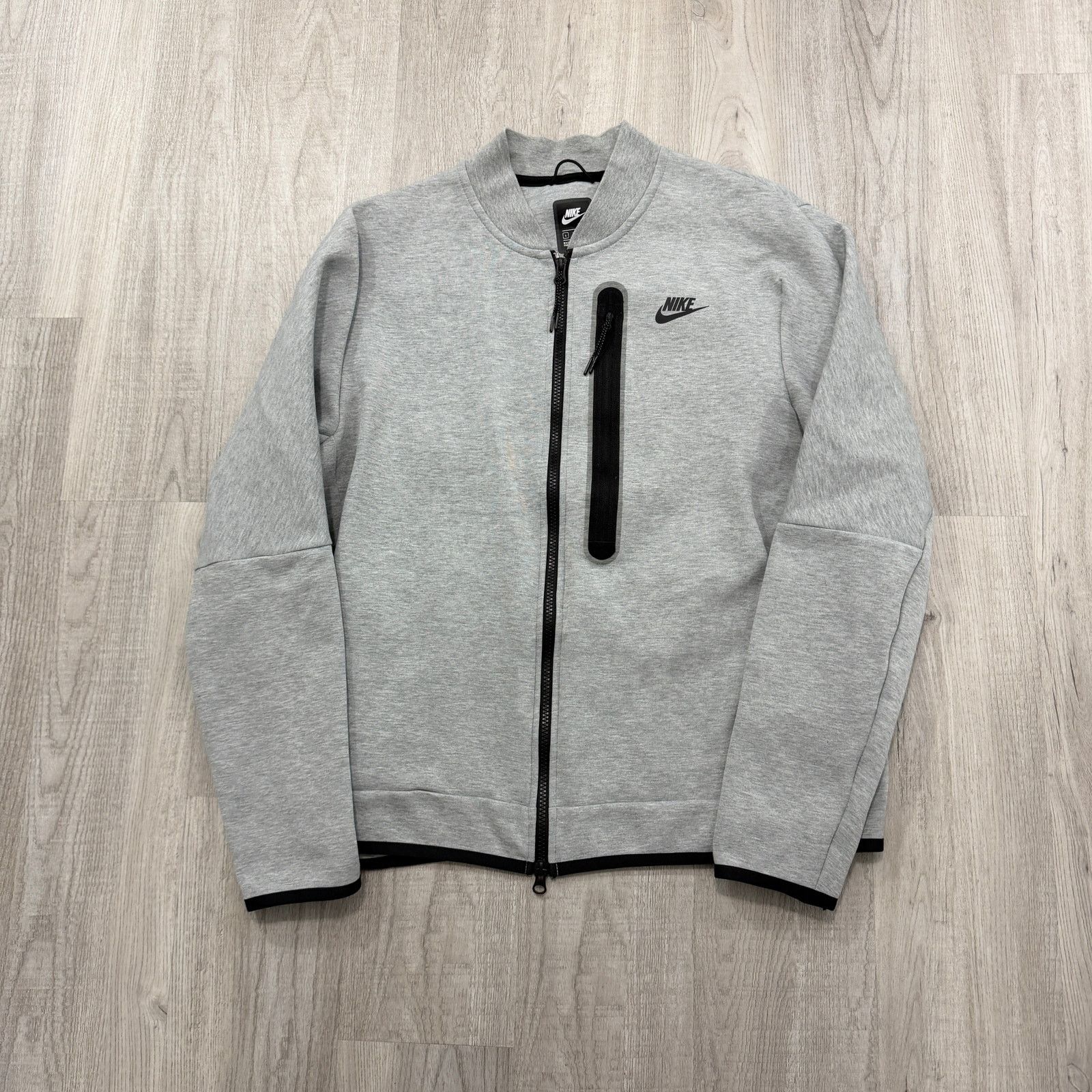 Nike Nike Sportswear Tech Fleece Bomber Jacket Men's Large Gray Size US L / EU 52-54 / 3 - 1 Thumbnail