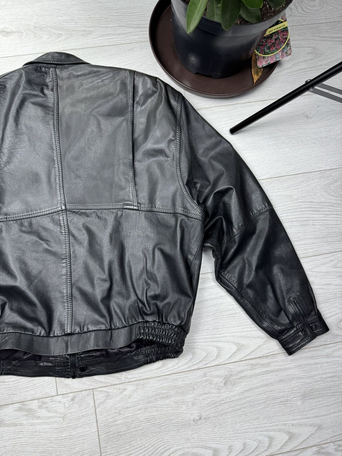 Vintage Vintage 90’s Bomber Leather Jacket Size US M / EU 48-50 / 2 - 8 Thumbnail