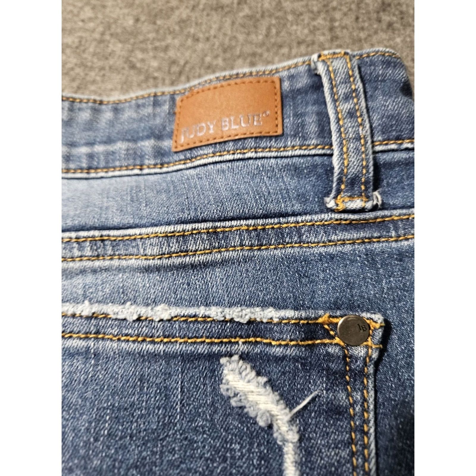 Vintage Judy Blue Jeans Women's 15/32 Low Rise Skinny Straight Denim Distressed Blue 24In Inseam Regular Fit Cute City Preppy Clothing Women Size 36" / US 14 / IT 50 - 7 Thumbnail