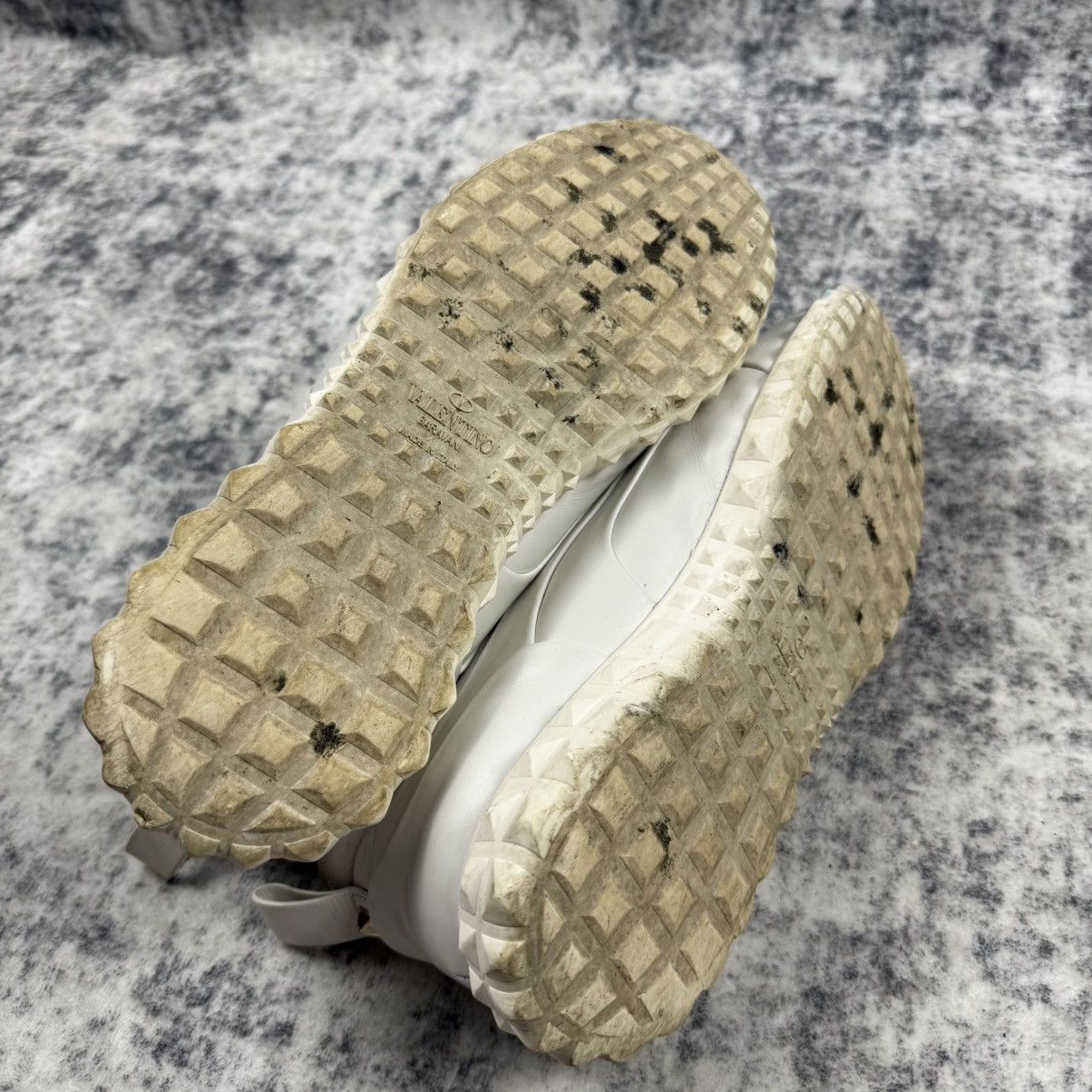 Valentino VALENTINO GARAVANI Rockstud ‘White’ Leather Trainers Size US 9 / EU 42 - 5 Thumbnail