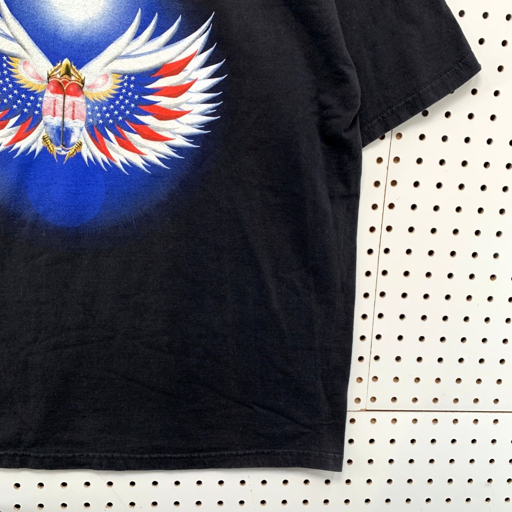 Gildan VINTAGE Journey Summer Tour 03 Band T-Shirt Mens XL Black Winged Scarab Graphic Mens XL Black Battle-ready Graphic Print Tour Cities Back Size US XL / EU 56 / 4 - 7 Thumbnail