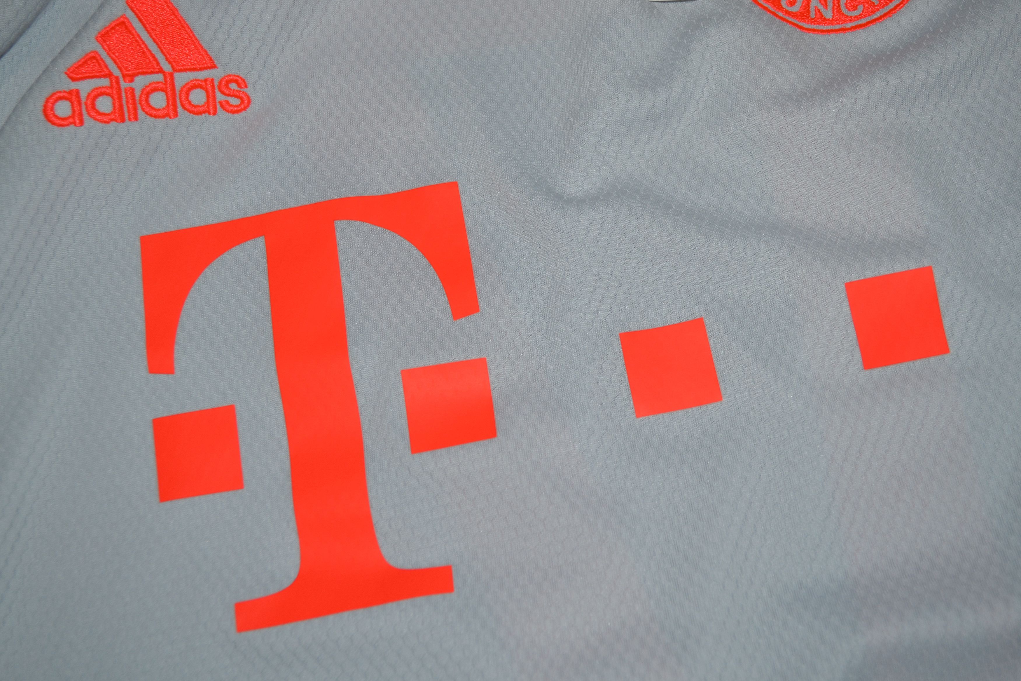Adidas Bayern Munich Away Football Shirt 2020 2021 Jersey Size US M / EU 48-50 / 2 - 6 Thumbnail
