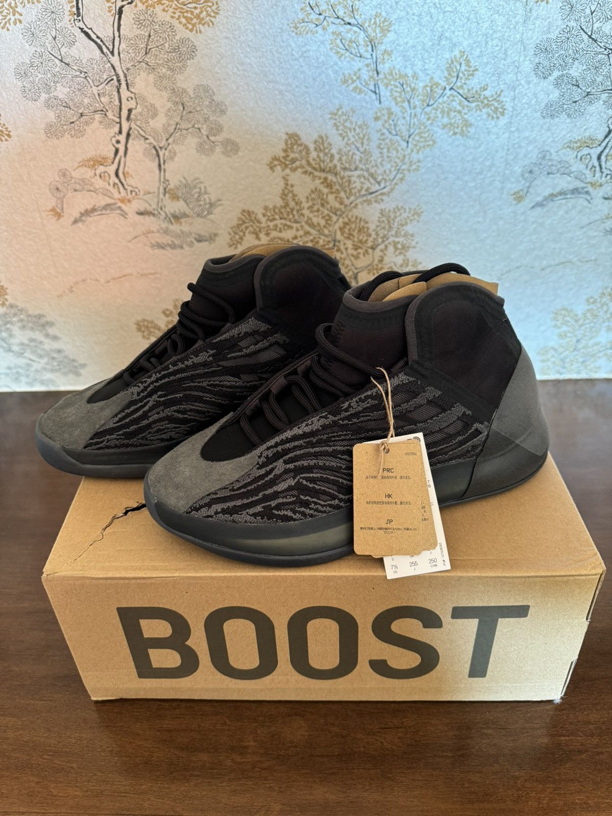 Adidas Adidas Yeezy QNTM onyx Size US 7.5 / IT 37.5 - 1 Thumbnail