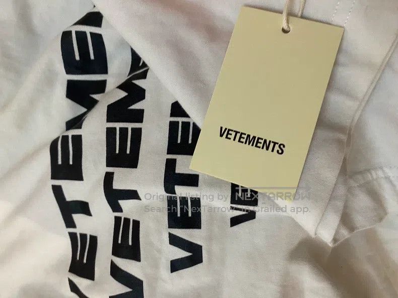 Vetements Vetements Barrage logo short-sleeve Size US M / EU 48-50 / 2 - 5 Thumbnail