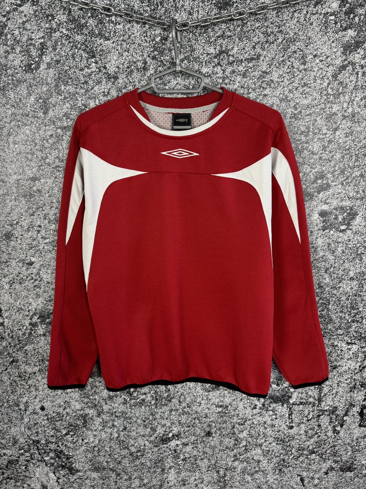 Umbro UMBRO Vintage Sweatshirt Pullover Official Product Size S Size US S / EU 44-46 / 1 - 1 Thumbnail
