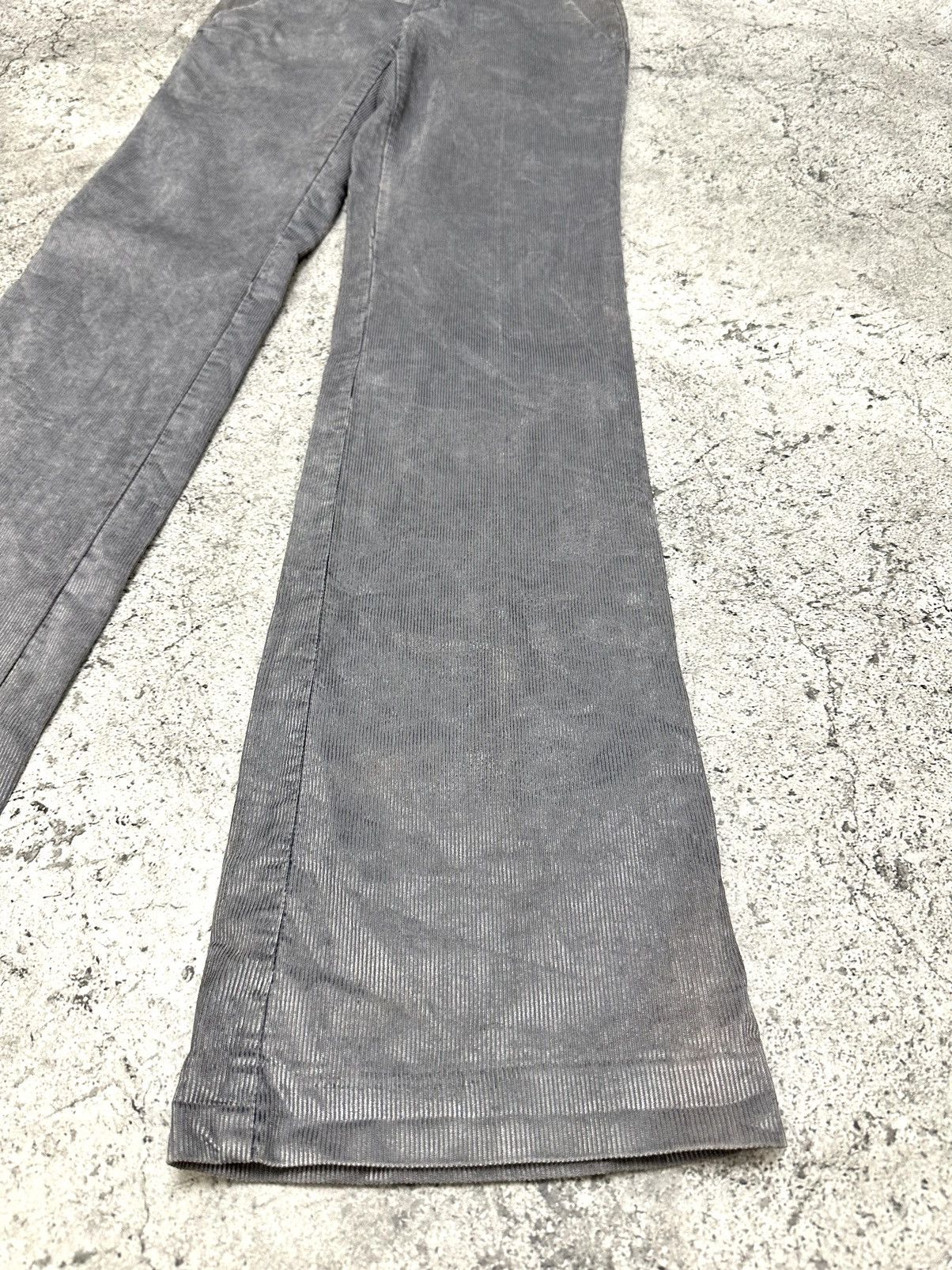 Alexander McQueen AW2002 Alexander Mcqueen Metallic Bootcut Podium Pants Size 27" / US 4 / IT 40 - 6 Thumbnail