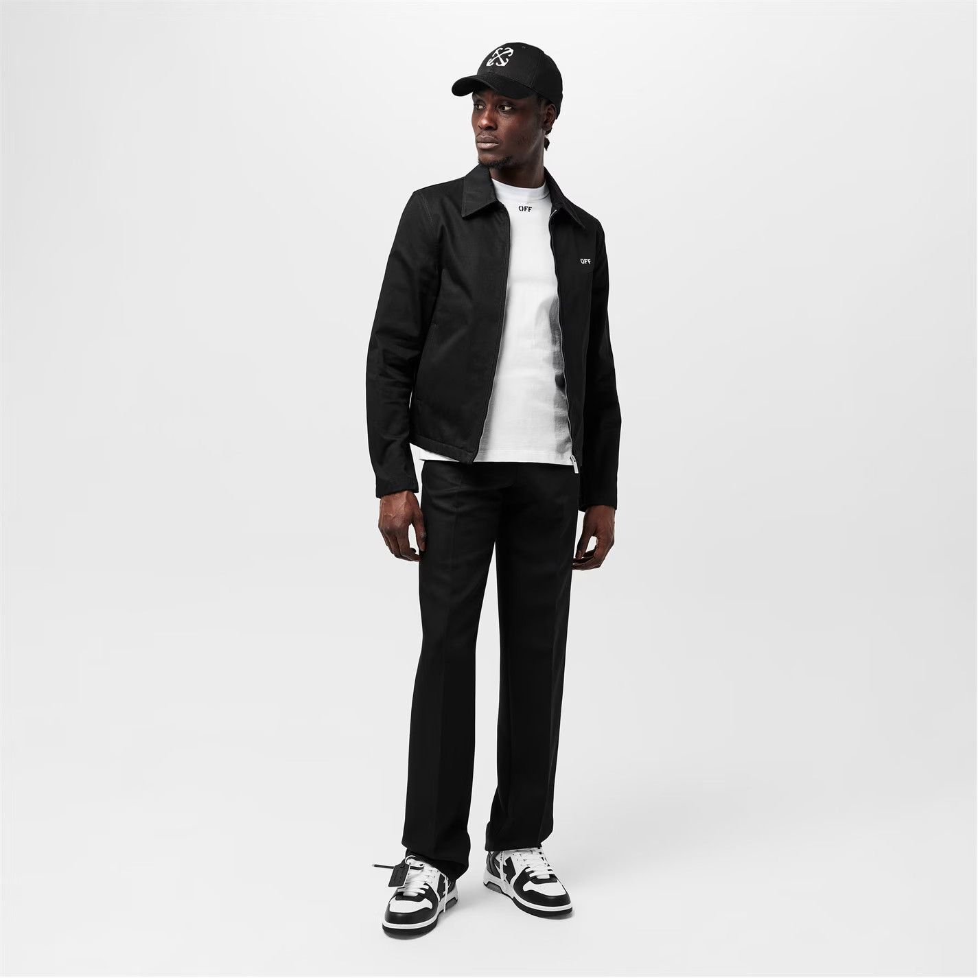 o1g2r1mq0326 Arrow Long Sleeve Zip Overshirt in Black