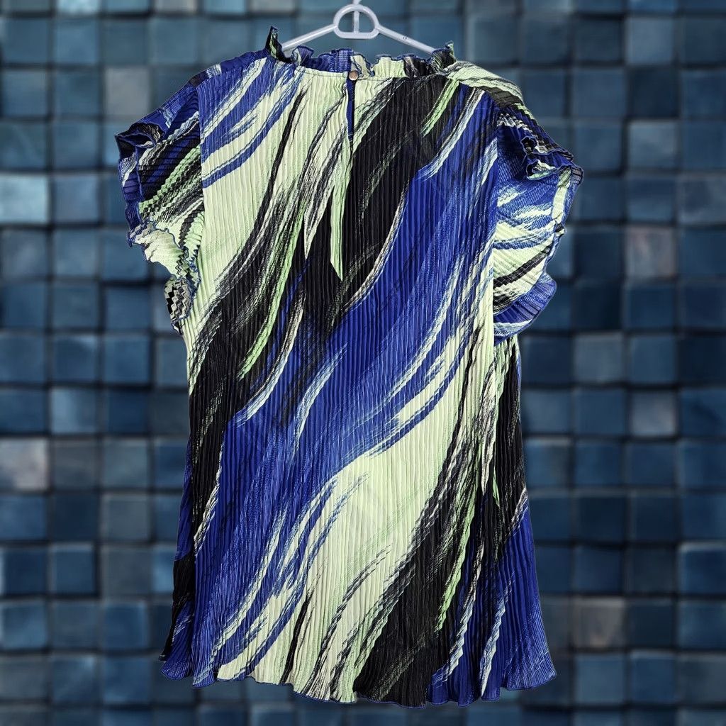 Vintage City Chic Women's Blouse Shirt L/20 Blue Short Sleeve Round Neck Frilled Neckline Regular Fit All Seasons Knit Polyester Casual Size L / US 10 / IT 46 - 1 Thumbnail