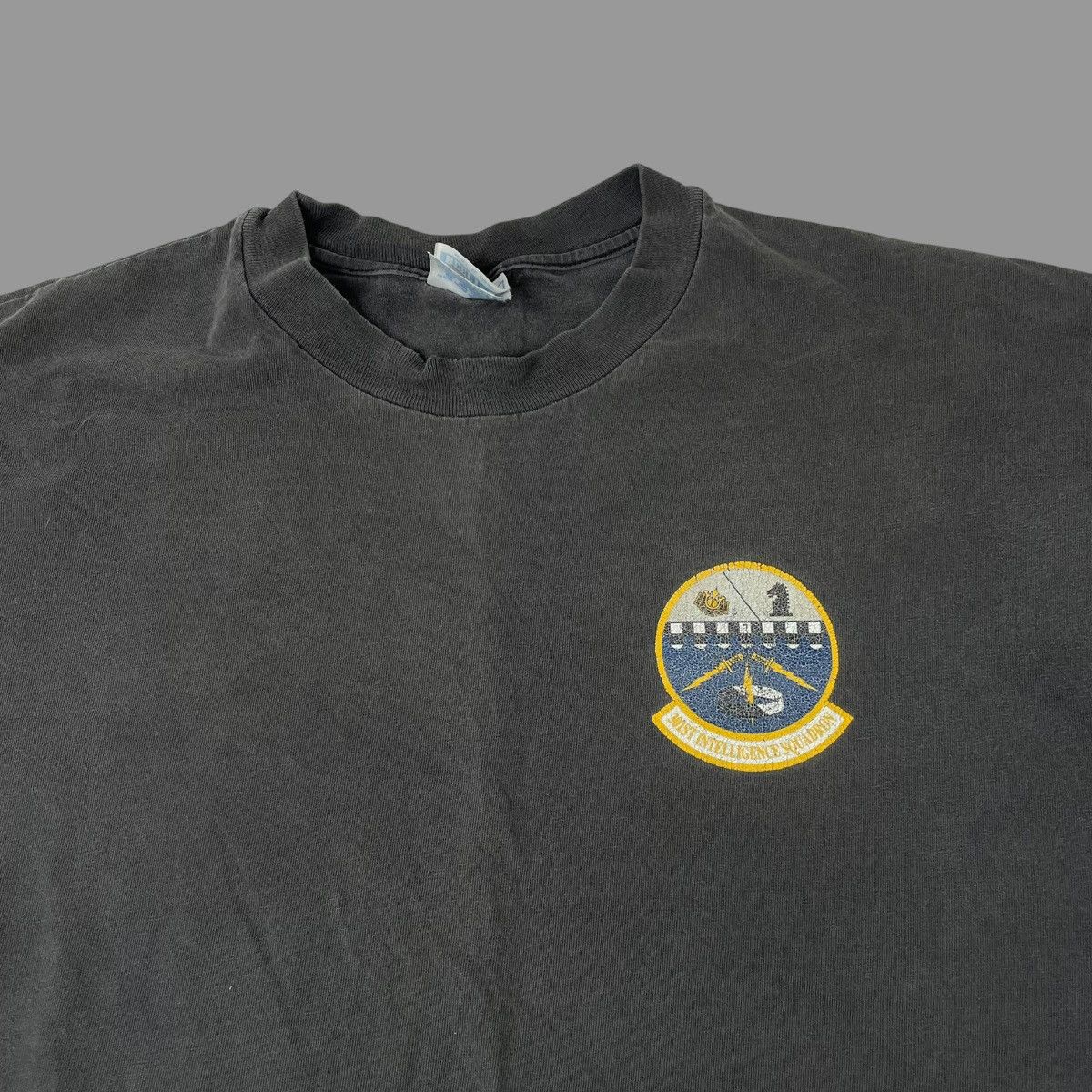 Vintage Vintage 90s faded black military squadron t shirt Size US XL / EU 56 / 4 - 4 Thumbnail