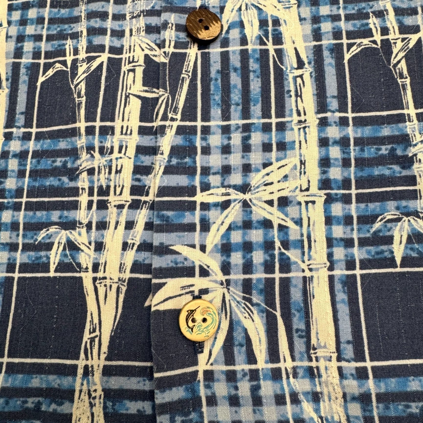 Tommy Bahama Tommy Bahama Shirt Island Zone Bamboo Silk Button Down Mens Large Blue Plaid Size US L / EU 52-54 / 3 - 6 Thumbnail