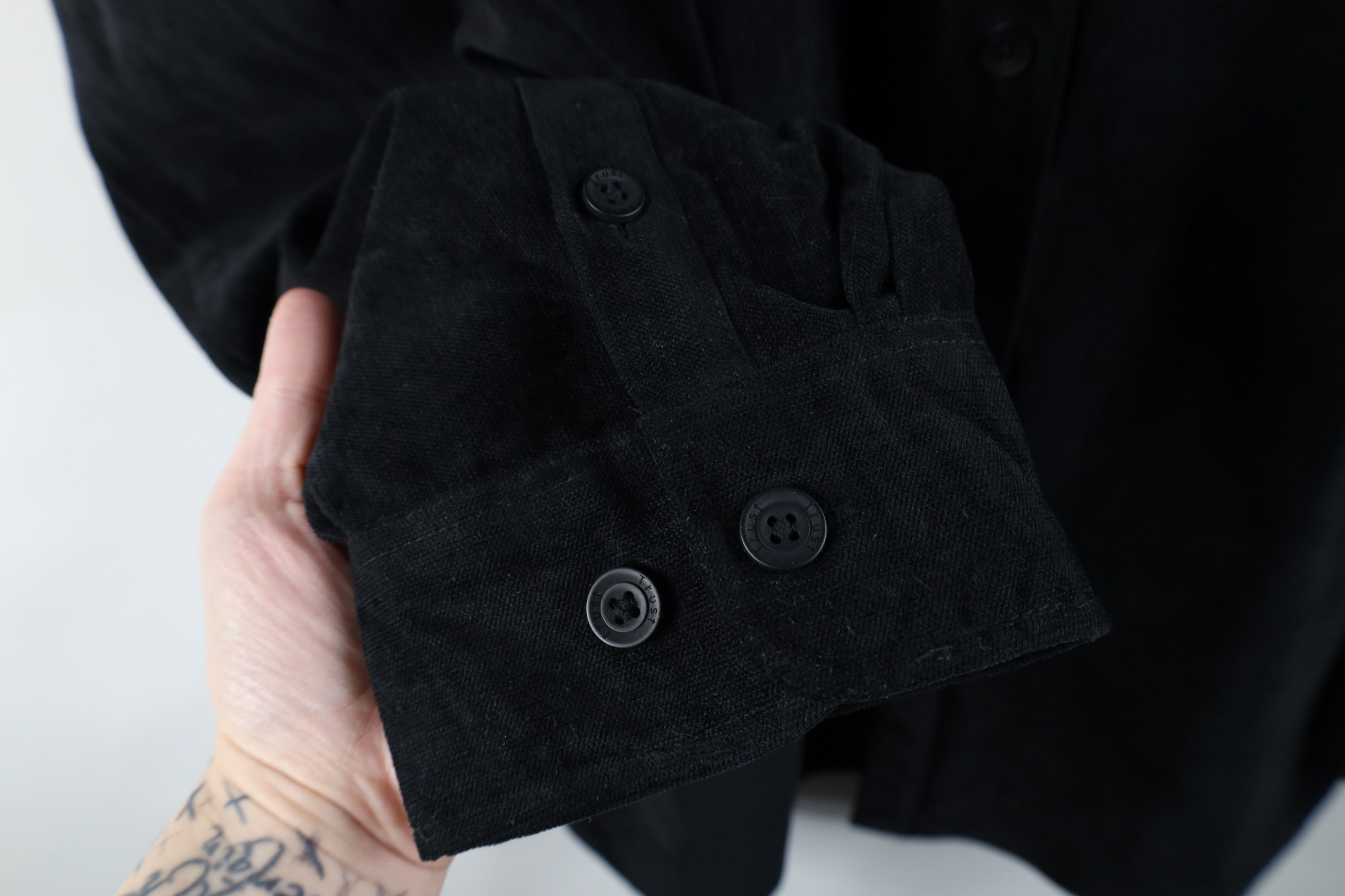 Vintage Vintage 90s Streetwear Heavyweight Corduroy Button Shirt Size US XXL / EU 58 / 5 - 6 Thumbnail