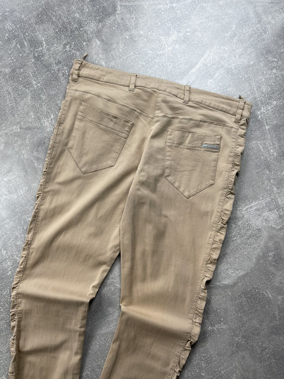 Prada × Vintage Vintage Prada Linea Rossa Y2K Beige Ruffle Slim Pants Size 30" / US 8 / IT 44 - 3 Thumbnail