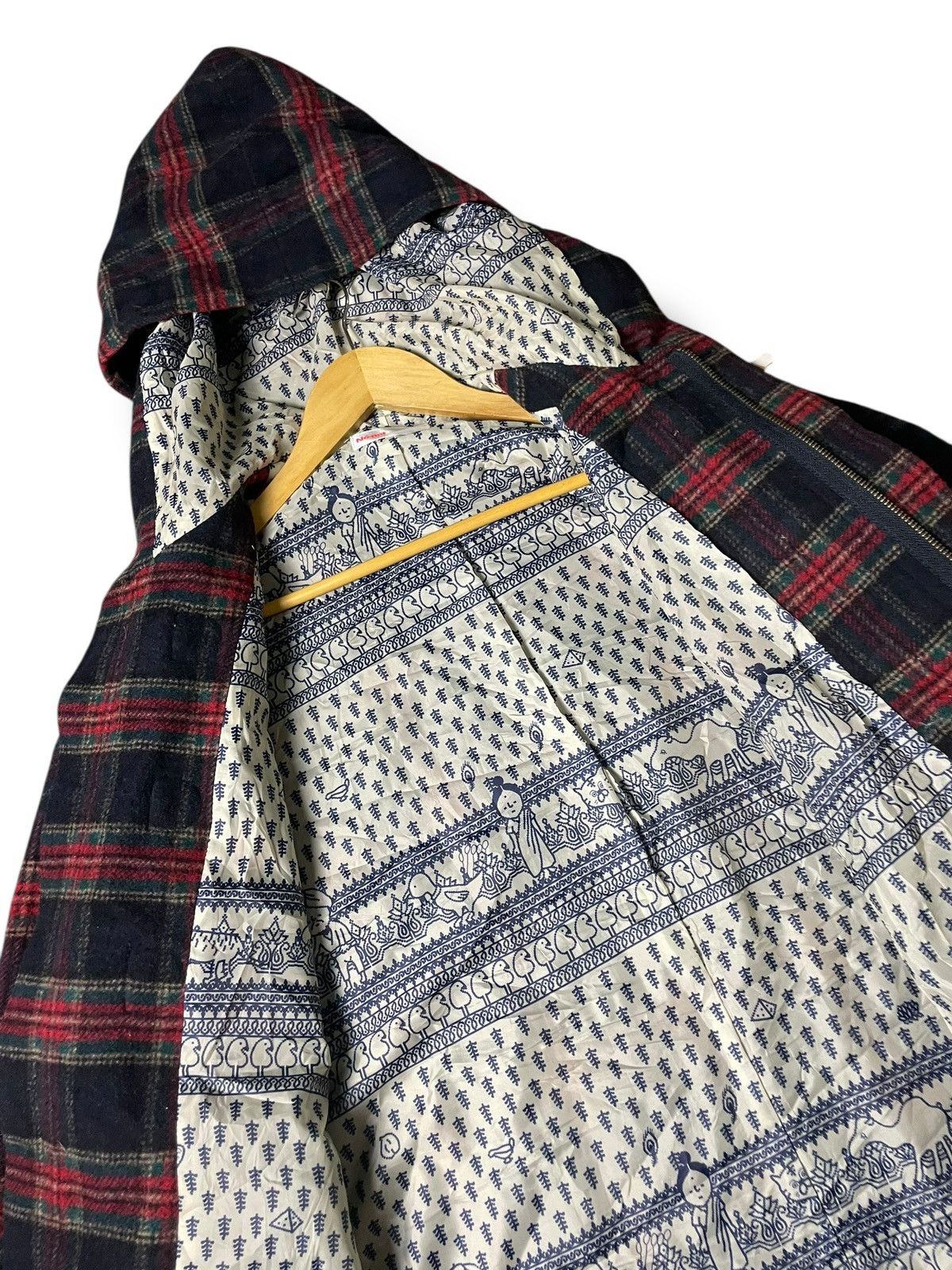 Issey Miyake × Japanese Brand × Ne-Net Ne-Net x Issey Miyake Plaid Duffle Hooded Jacket (133) Size US L / EU 52-54 / 3 - 7 Thumbnail