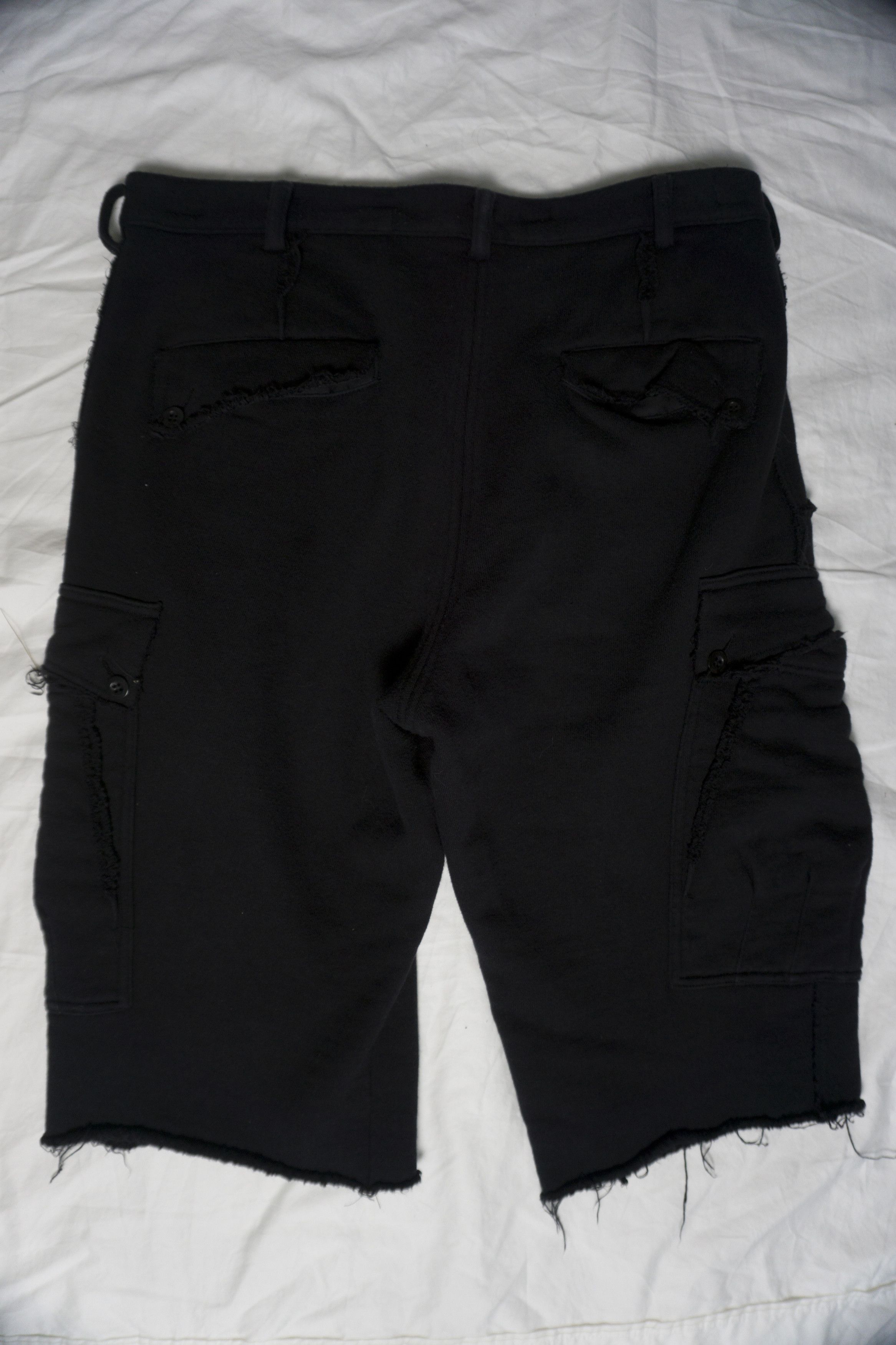 Yohji Yamamoto Distressed Cargo Shorts Size US 32 / EU 48 - 7 Thumbnail