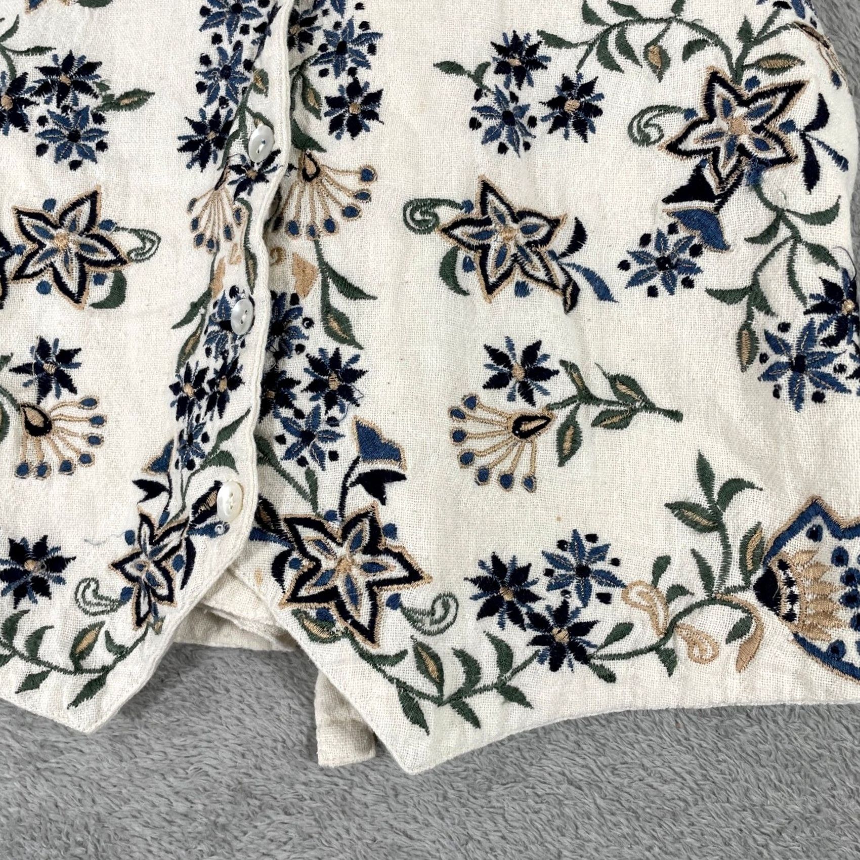 Vintage VINTAGE Paul Harris Design Floral Vest Womens M Embroidered Tie Back Boho Artsy Size M / US 6-8 / IT 42-44 - 3 Thumbnail