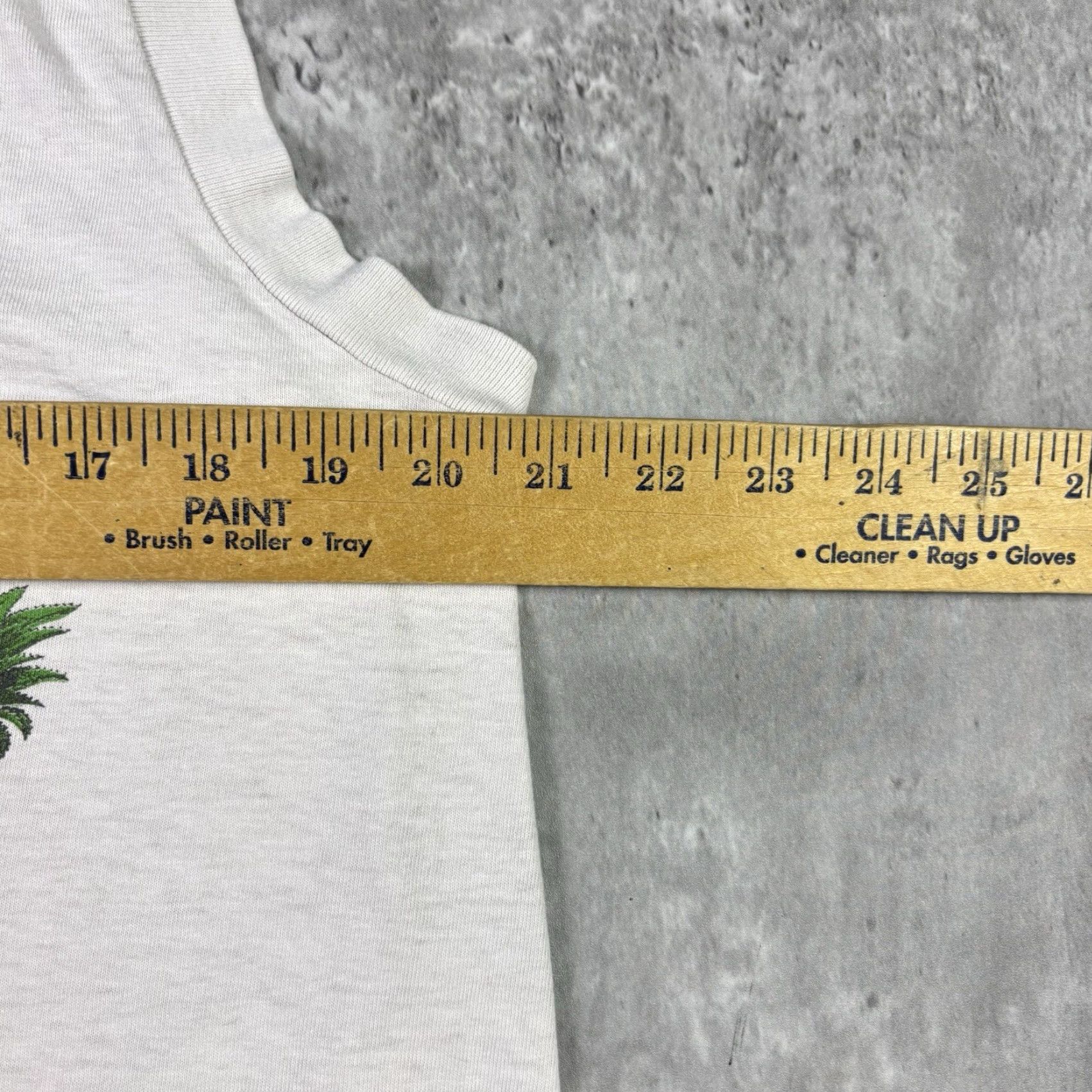 Levi's VINTAGE Levi's Women Sleeveless Shirt Ride The Tide Alice in Wonderland 90s Cropped Tank White Medium Size M / US 6-8 / IT 42-44 - 3 Thumbnail