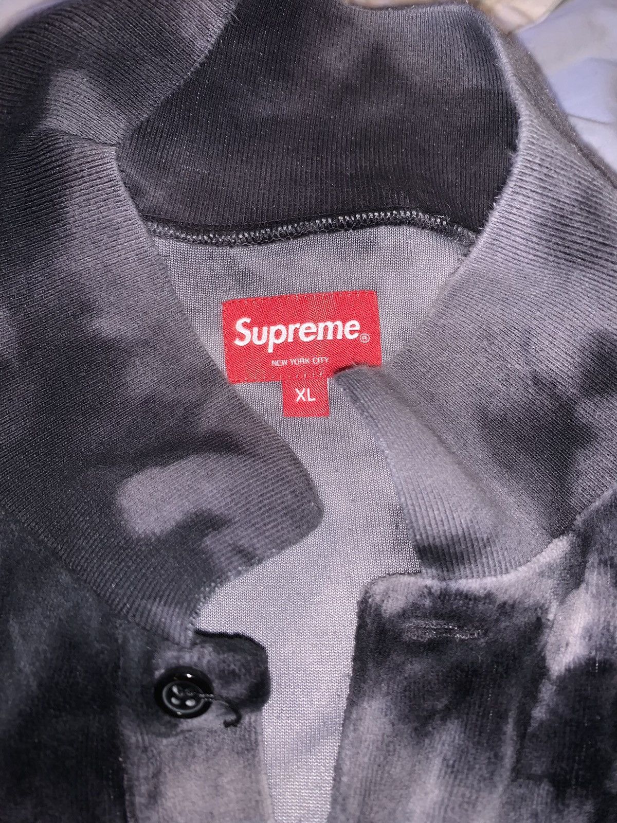 Supreme Supreme Tie-dye buttoned crewneck Size US XL / EU 56 / 4 - 4 Thumbnail
