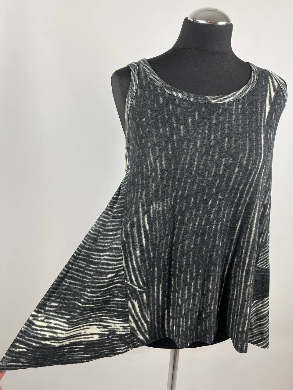 Rundholz Rundholz Avant Garde Black Stripe Tank Top Blouse Size M Size M / US 6-8 / IT 42-44 - 2 Thumbnail
