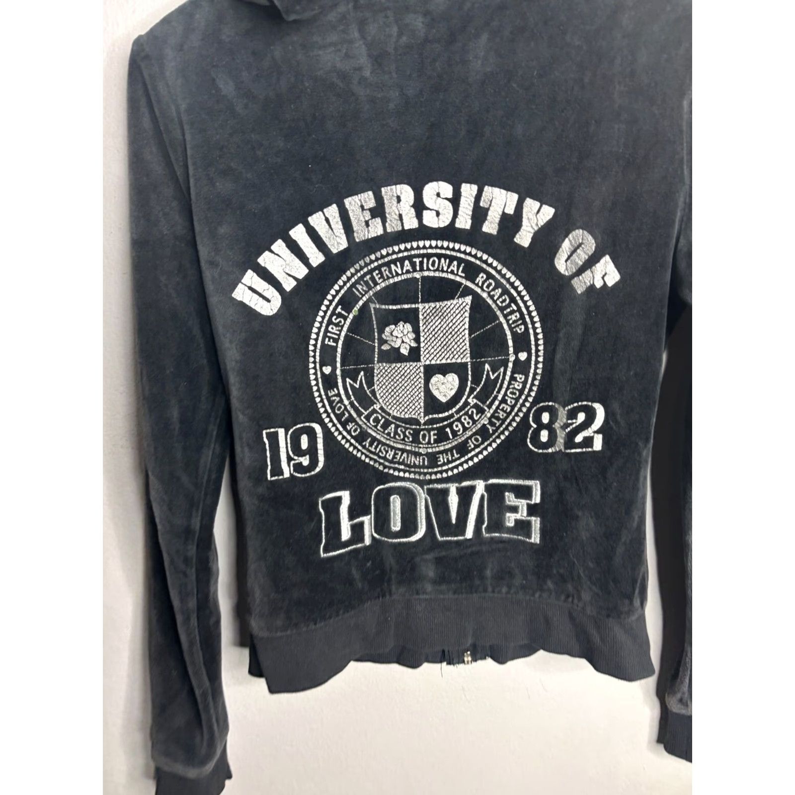 Victoria's Secret Victoria's Secret VTG Velour Hoodie - Black, S - Full Zip, Hooded, Pockets, Logo, Zip - Love Theme, Vintage Ladies Hoodie XS? Size S / US 4 / IT 40 - 2 Thumbnail