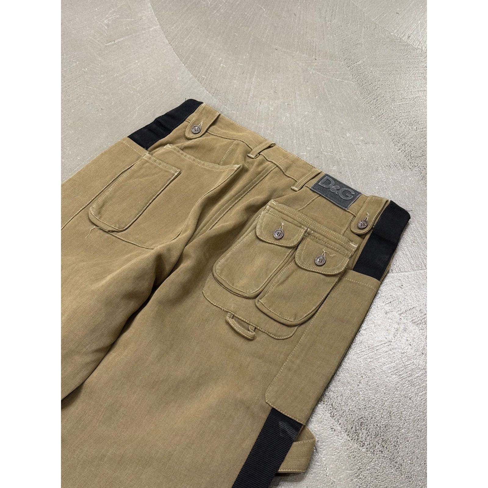 Dolce & Gabbana 2003 Dolce & Gabbana bondage paracadute cargo pants Size US 34 / EU 50 - 4 Thumbnail