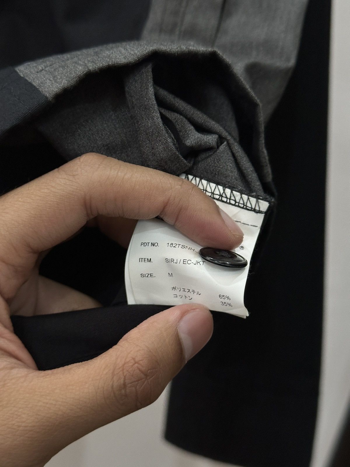 Neighborhood Neighborhood SIRJ/EC-JKT - 2018 M Size US M / EU 48-50 / 2 - 6 Thumbnail